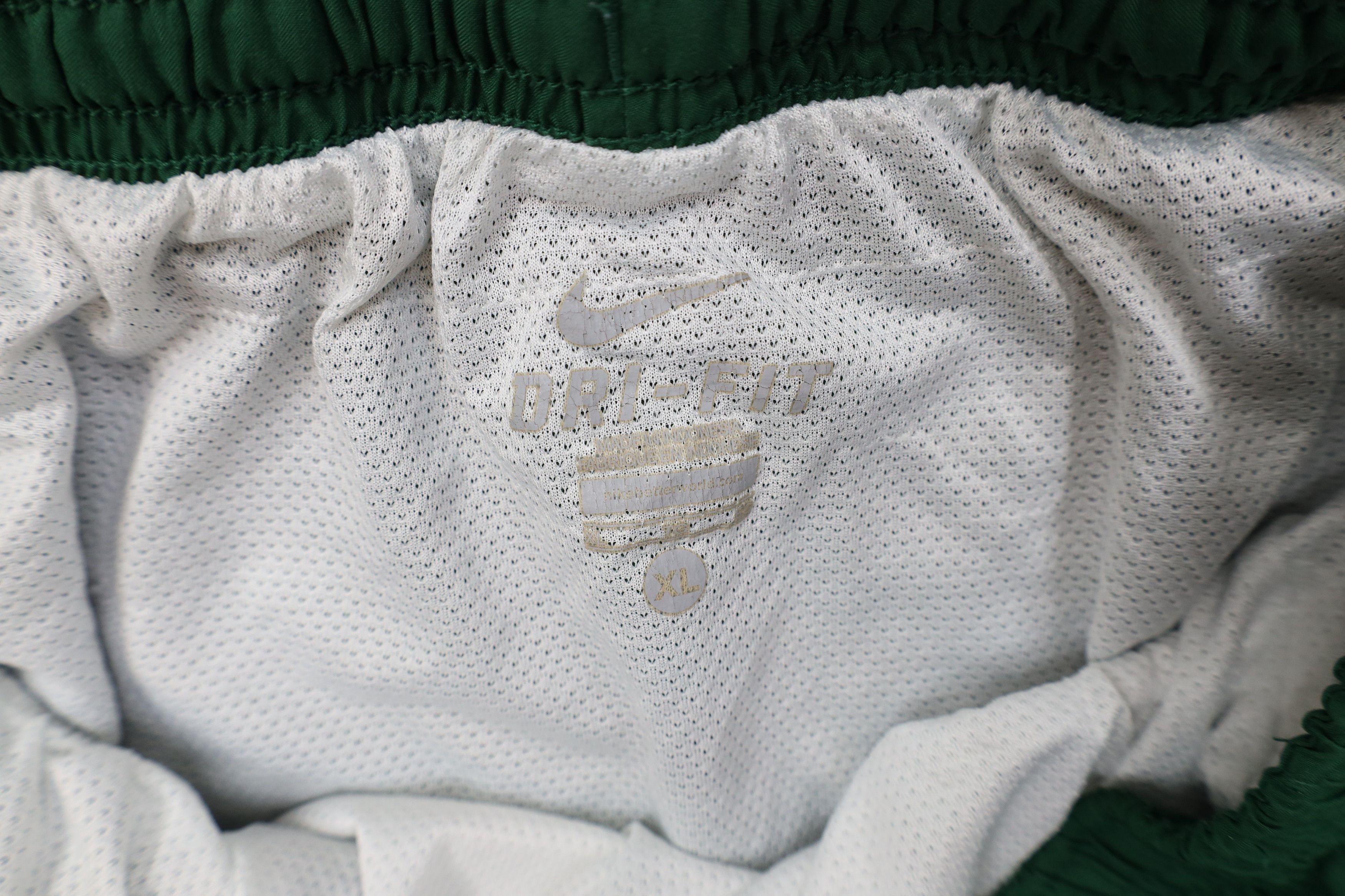 Nike Nike Lined Running Jogging Soccer Shorts Green Polyester Size US 36 / EU 52 - 7 Thumbnail