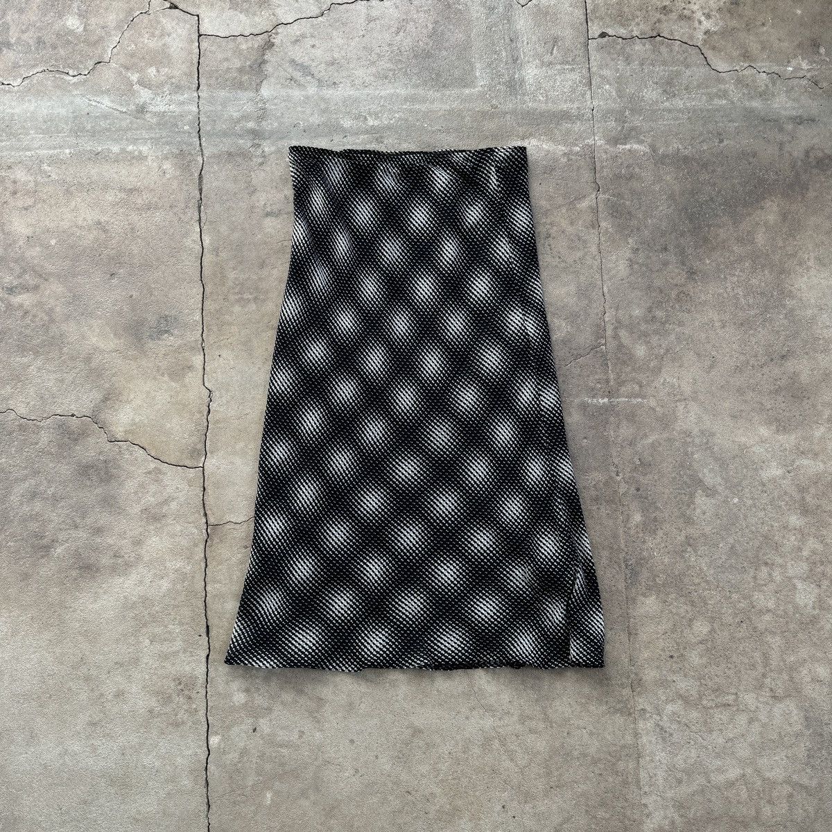 Japanese Brand Vintage Optical Printed Mesh Maxi Skirt Size 25" / US 0 / IT 36 - 1 Thumbnail