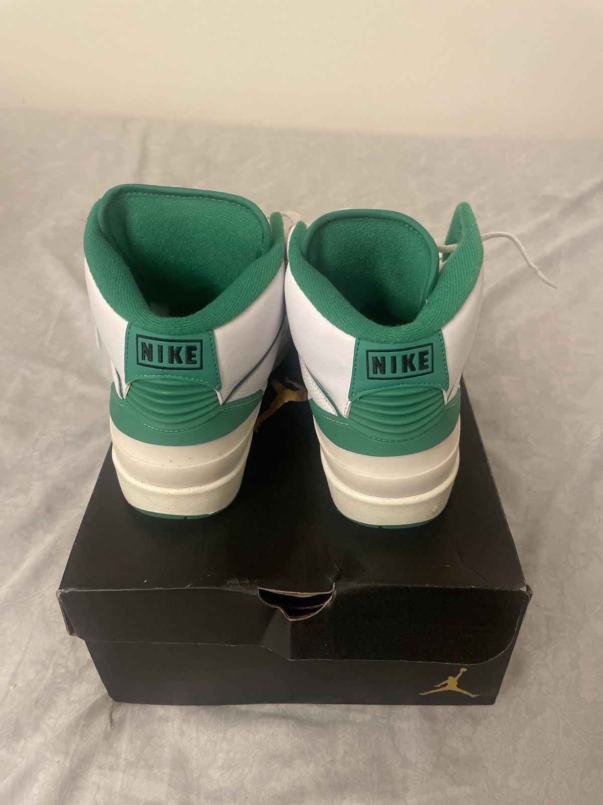 Jordan Brand × Nike Air Jordan 2 Retro (GS) Size US 7 / EU 40 - 4 Thumbnail