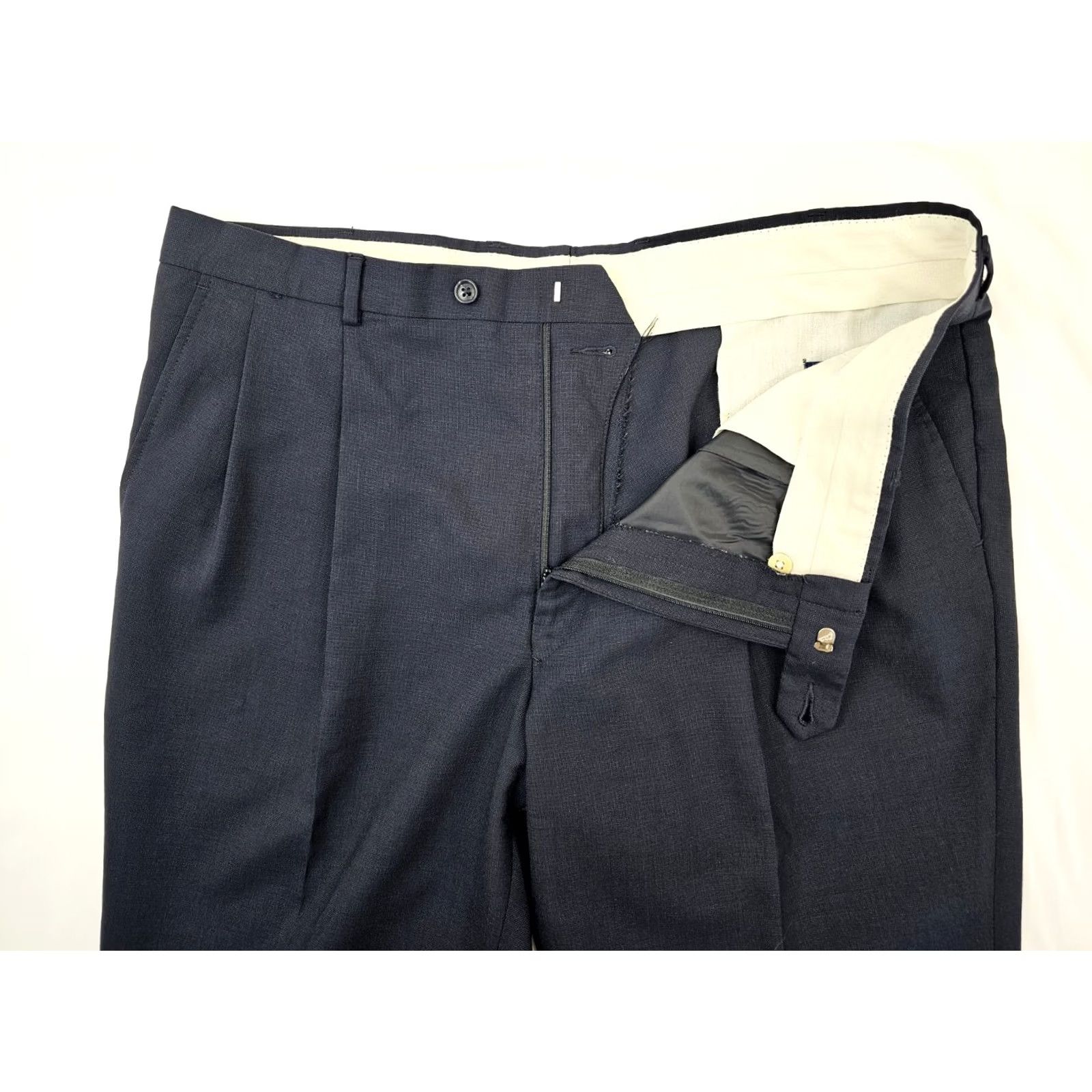 Stafford VINTAGE Stafford Wool Pleated Pants Men 39x27 Navy Blue Straight w Center Crease EUC Size US 39 - 6 Thumbnail