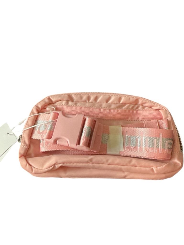 Lululemon NWT Lululemon Everywhere Belt Bag 1L Wordmark Strawberry Size ONE SIZE - 3 Thumbnail