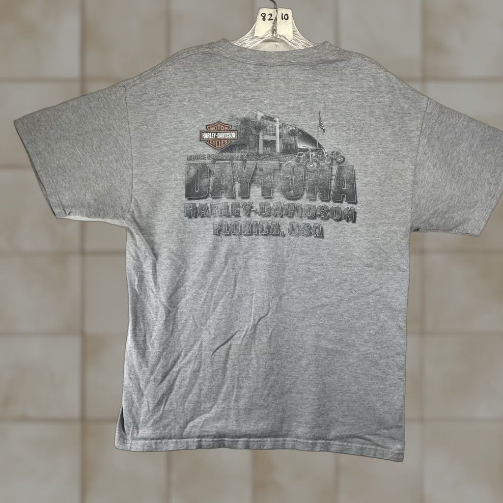 Harley Davidson Harley-Davidson Halloween T-Shirt Medium Gray Graphic Print Dracula Frankenstein Wolfman Biker Mens Size US M / EU 48-50 / 2 - 1 Thumbnail