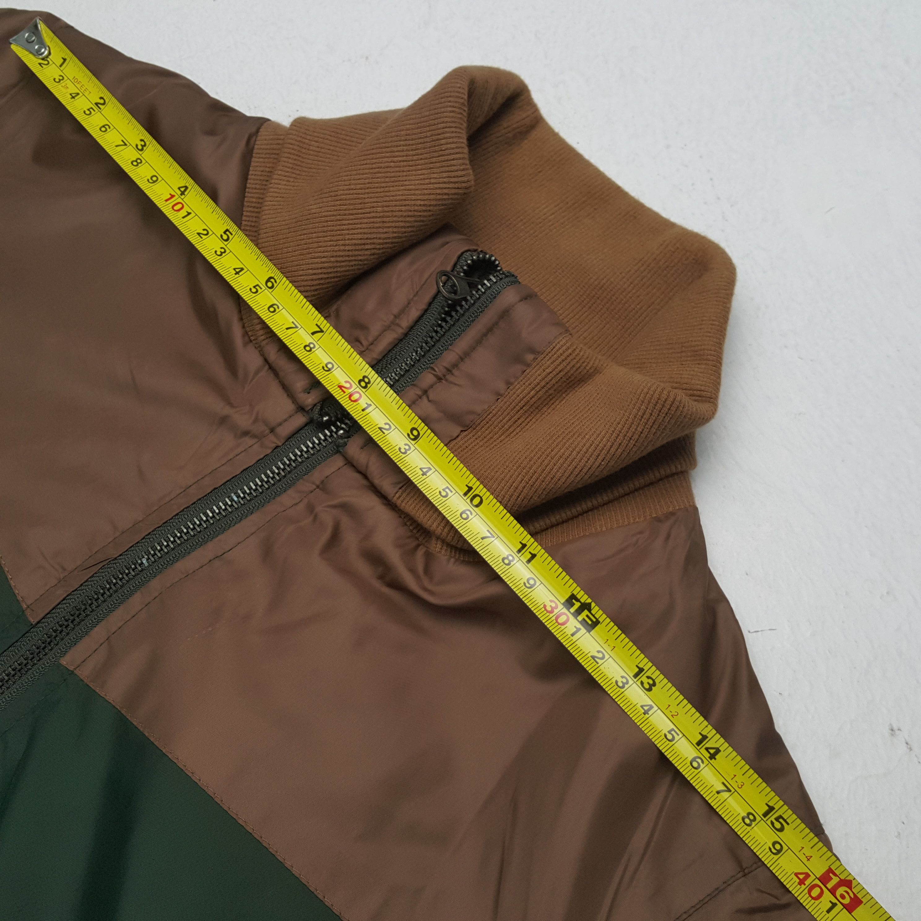 Black Barrett Vintage Black Barrett Fashion Brand Windbreaker Jacket RR3 Size US XS / EU 42 / 0 - 5 Thumbnail