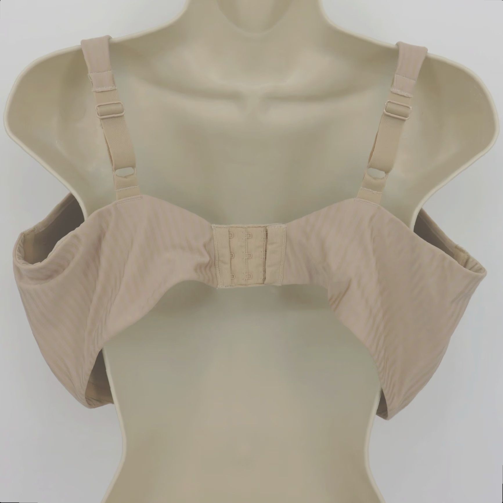 Vintage Playtex Bra 42DDD 4747 Smoothing Underwire Beige Striped Lined T-Shirt Bra Womens Plus 42D DDD; Underwire, Lined, Stretch Nylon Blend, Secrets Size ONE SIZE - 6 Thumbnail