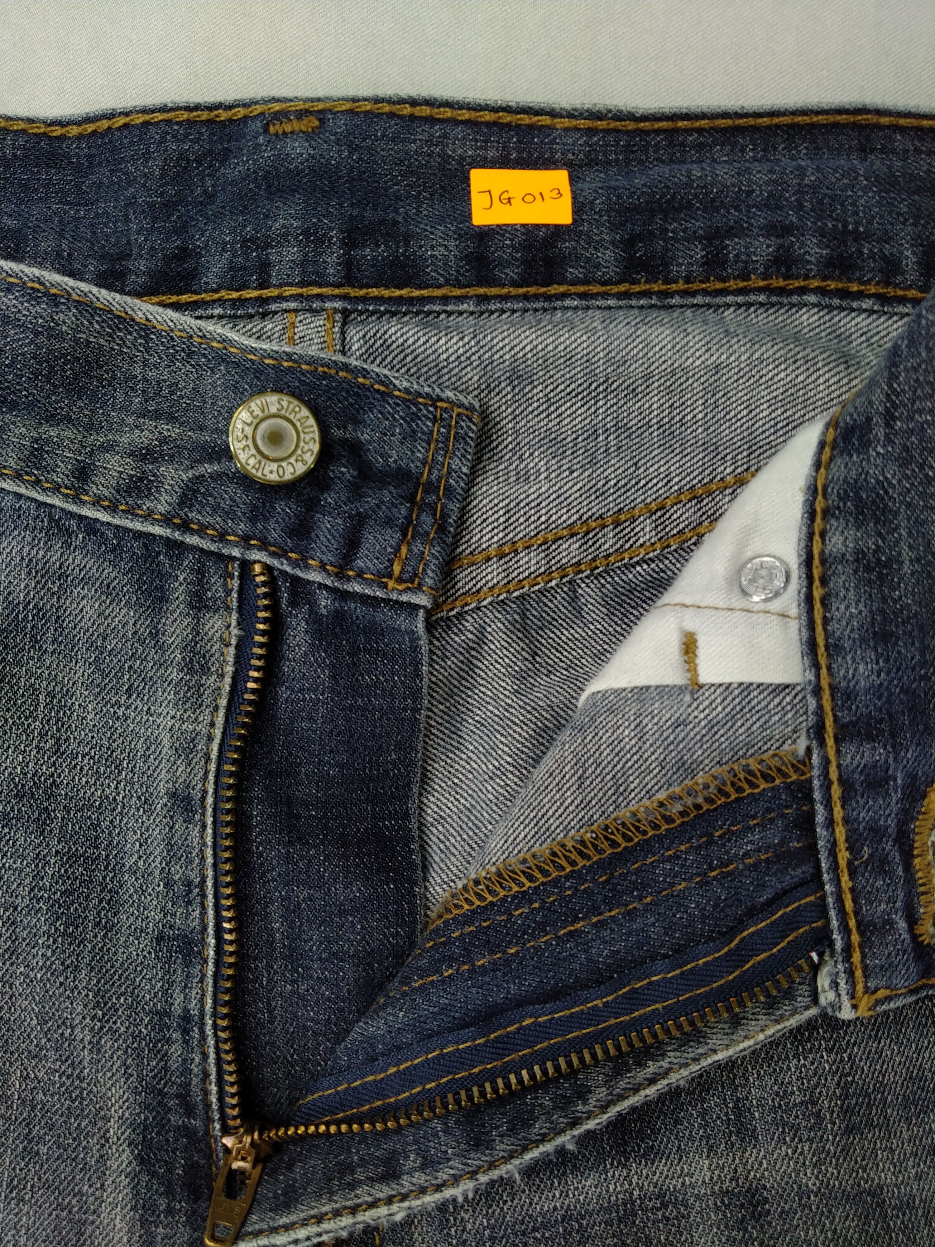 Levi's Faded Indigo Vintage Levi's 505 33x29.5 Denim -JG013 Size US 33 - 6 Thumbnail