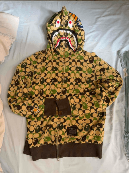 Bape Bape Shark Hooded Jacket Size US L / EU 52-54 / 3 - 1 Thumbnail