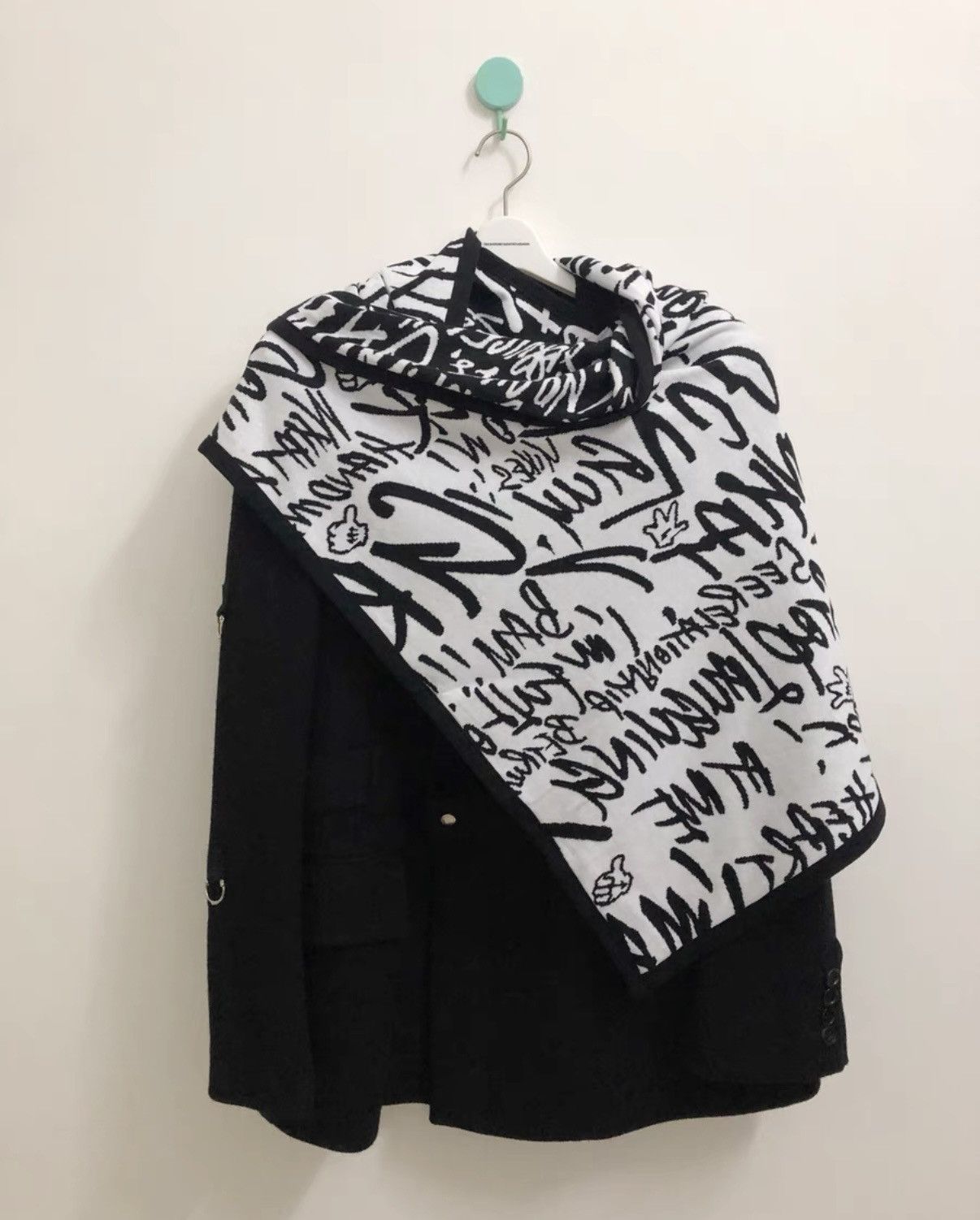Takahiromiyashita The Soloist. TAKAHIROMIYASHITA THE SOLOIST cape scarf Size ONE SIZE - 4 Thumbnail