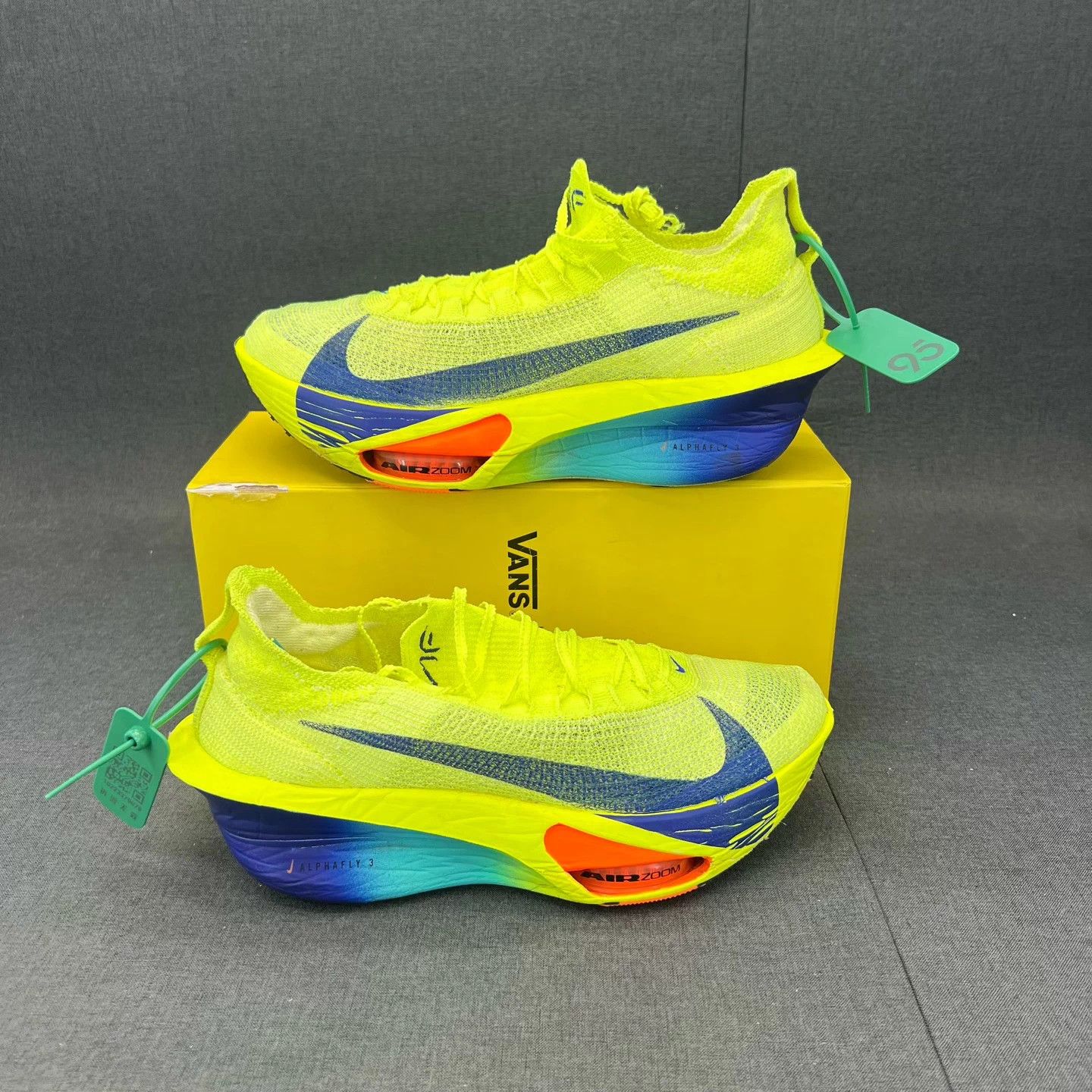 Nike AlphaFly 3 Green 44 Near Mint Size US 11 / EU 44 - 2 Thumbnail