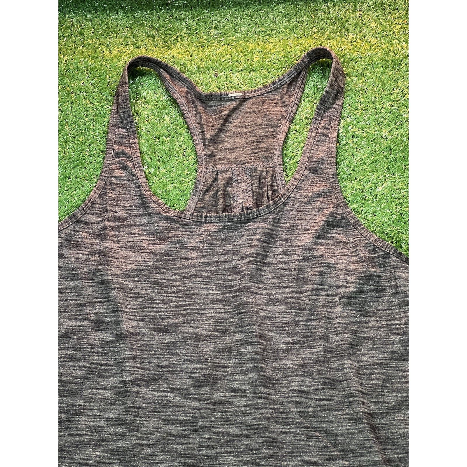 Lululemon Lululemon Gray Swiftly Tech Tank Top 2.0 Womens Size 6 Size S / US 4 / IT 40 - 2 Thumbnail