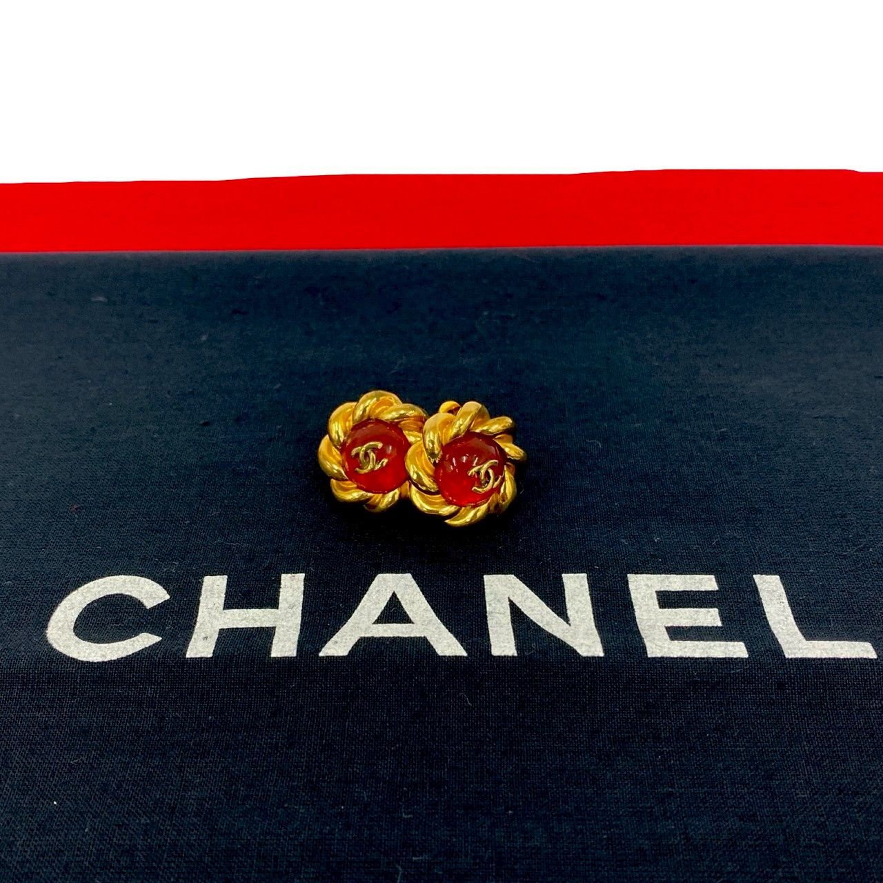 Chanel Chanel Chanel Gripoix Earrings Metal Earrings DUTY FREE for USA Size ONE SIZE - 1 Thumbnail