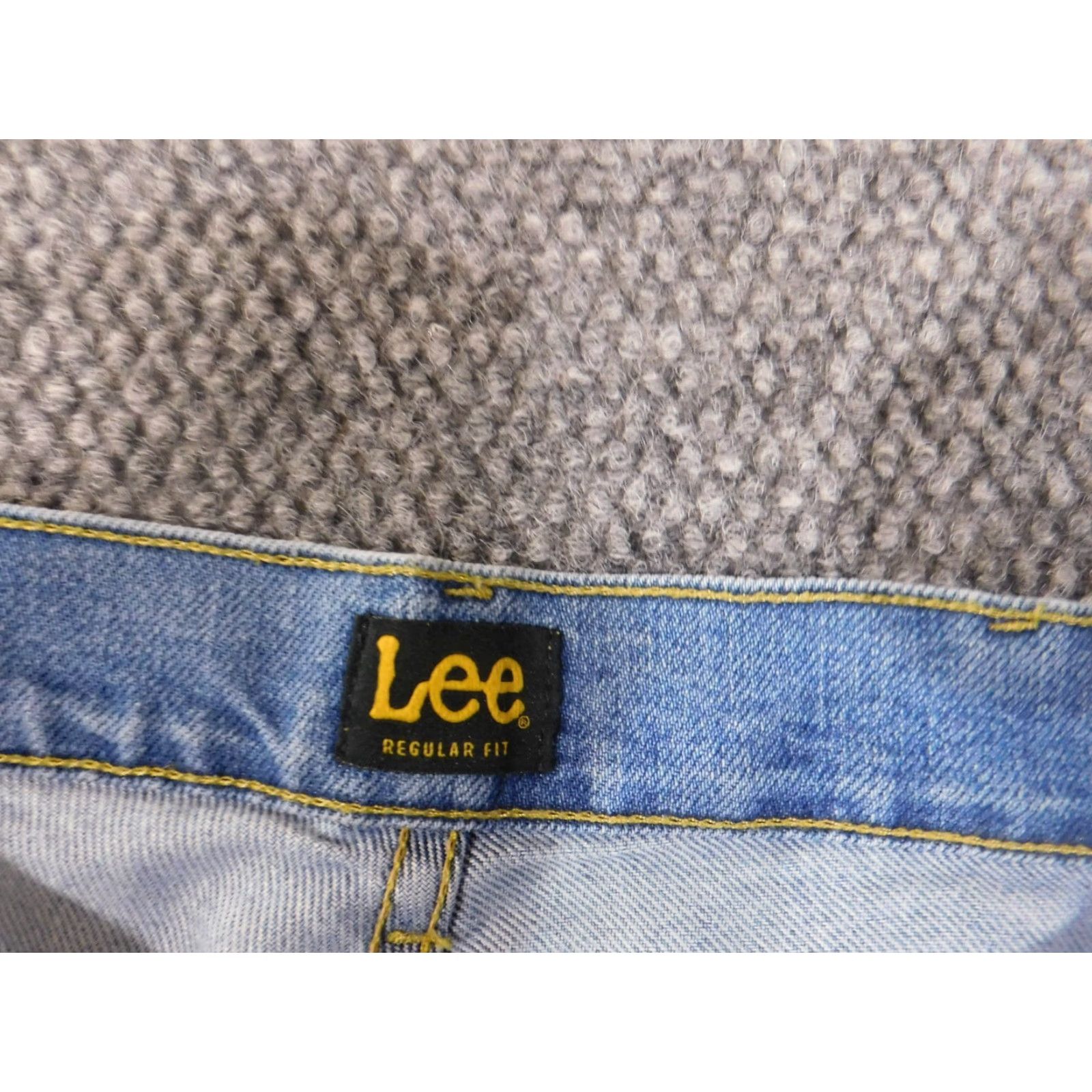 Lee Lee Jeans Men 38x30 Regular Fit Straight Denim Workwear Cotton Blue United States Distressed Pockets Zipper 30in Inseam Jeans Men Size US 38 / EU 54 - 2 Thumbnail