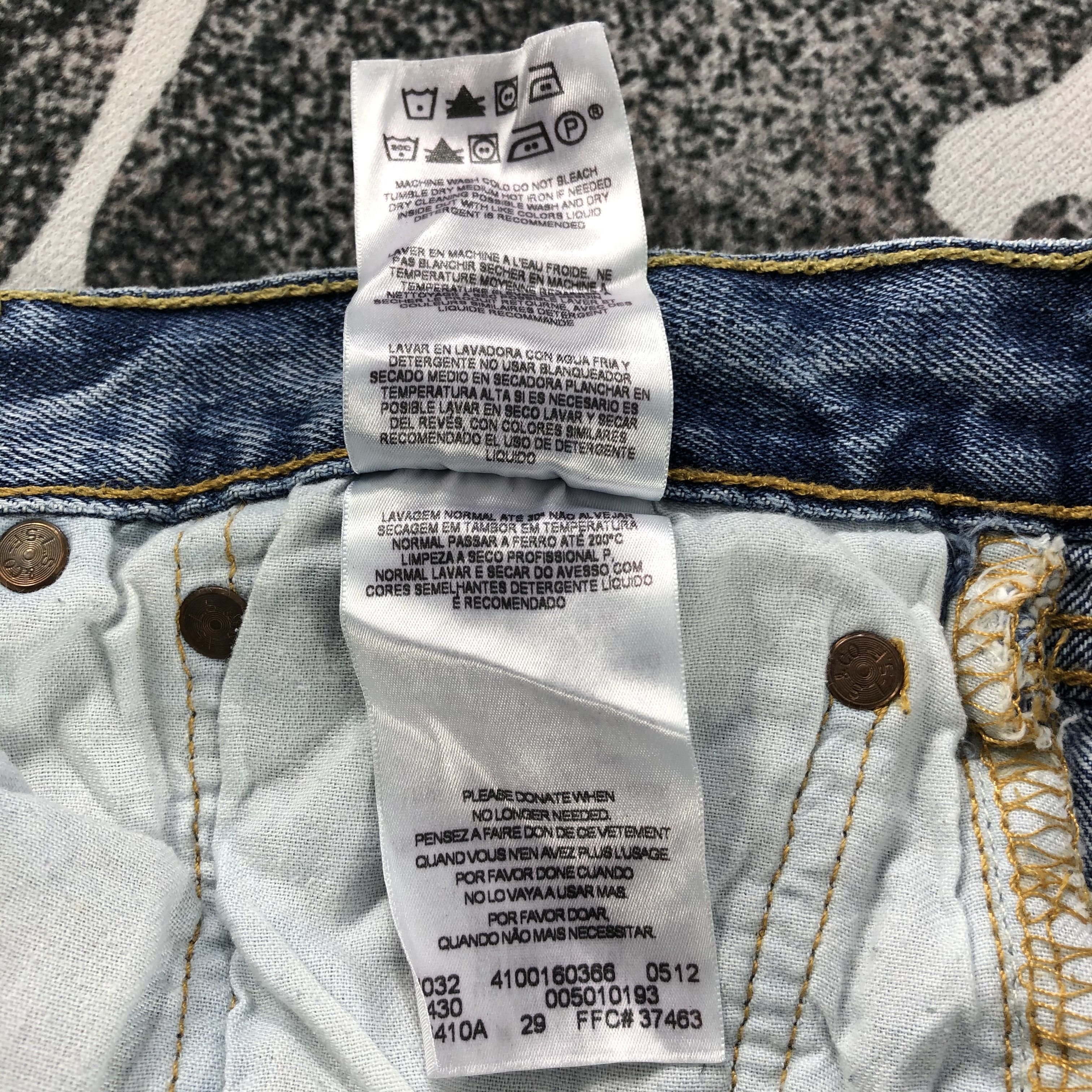 Levi's Vintage Levi's 501 Jeans Distress Medium Wash Denim KJ1069 Size US 32 / EU 48 - 12 Thumbnail