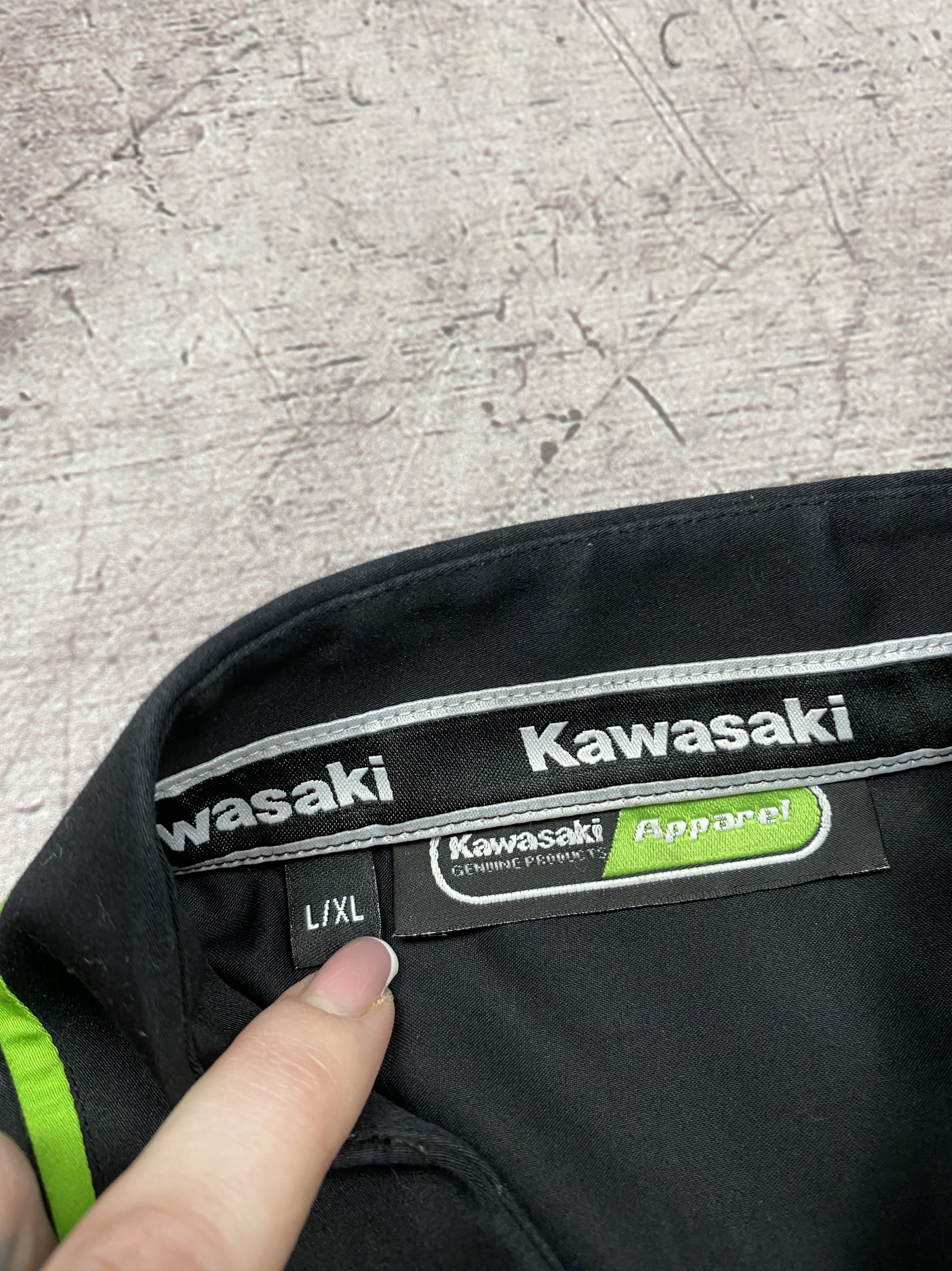 Japanese Brand × Vintage Kawasaki Racing Team Vintage Mens Short Sleeve Shirt Size US L / EU 52-54 / 3 - 5 Thumbnail