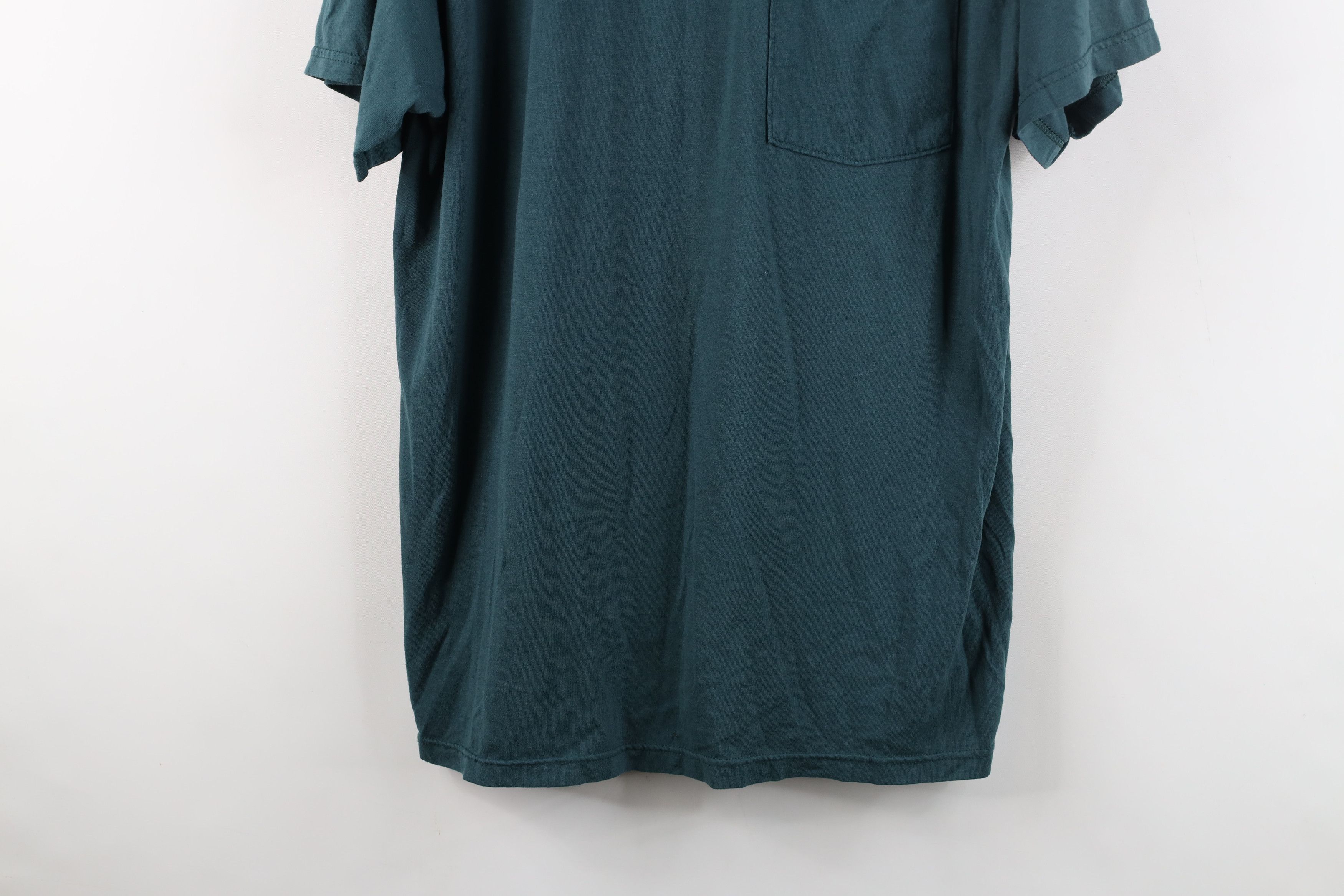 Vintage Vintage 90s Streetwear Short Sleeve Pocket T-Shirt Green Size US XL / EU 56 / 4 - 3 Thumbnail