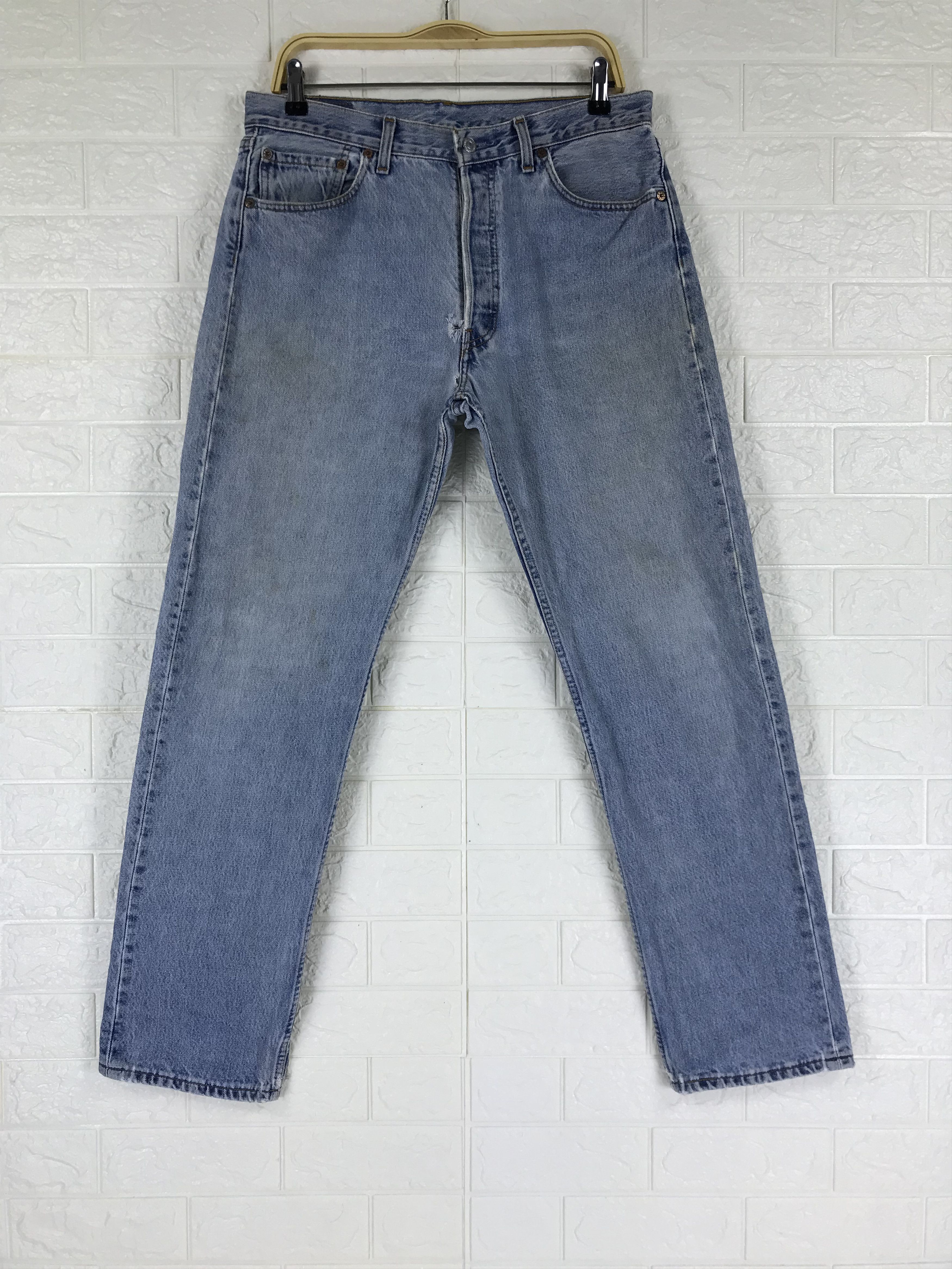 Levi's Vintage 90s Levi's 501 Light Wash Jeans Size US 34 / EU 50 - 1 Thumbnail