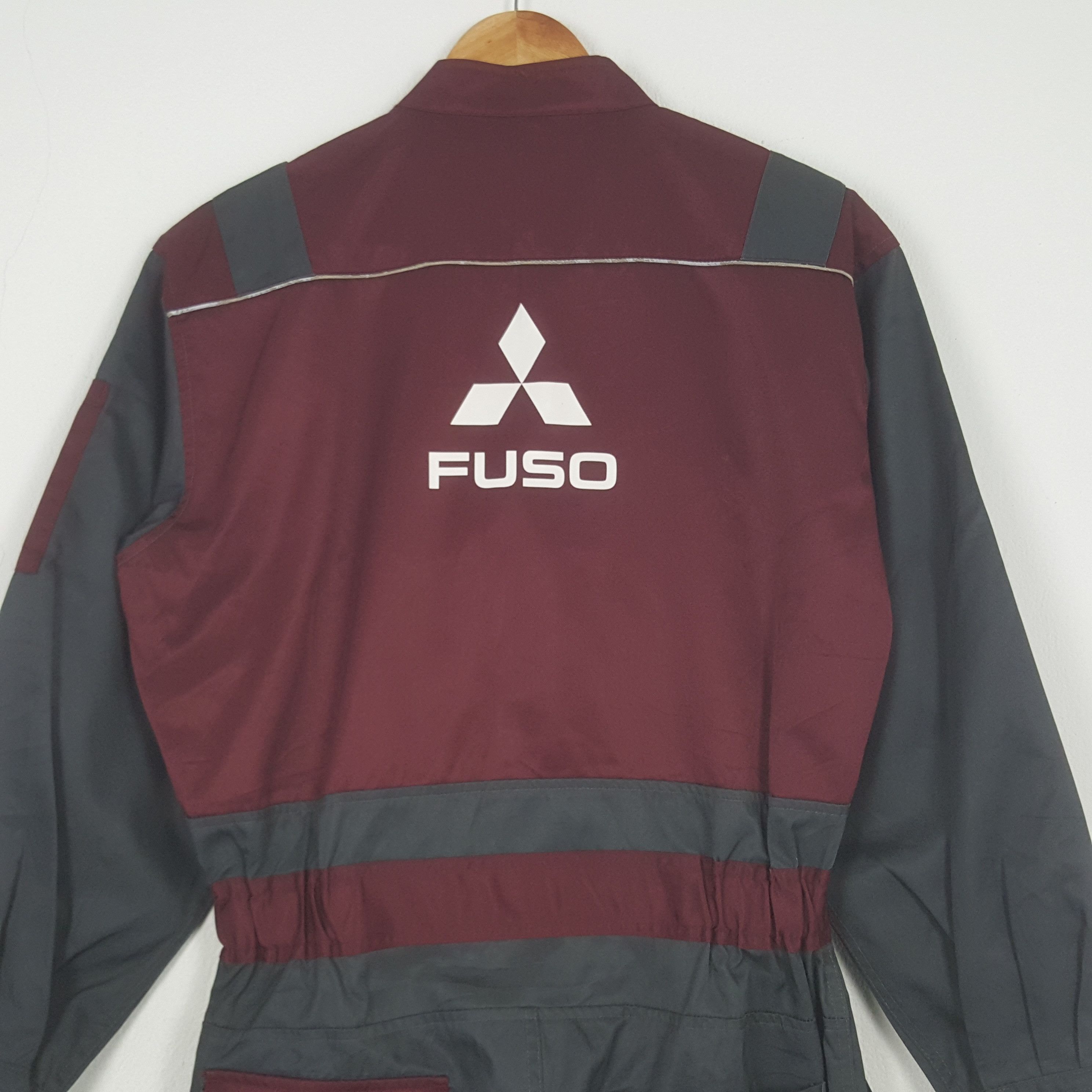 Japanese Brand Vintage Mitsubishi Fuso Racing Coverall Jacket C300N22 Size US M / EU 48-50 / 2 - 2 Thumbnail
