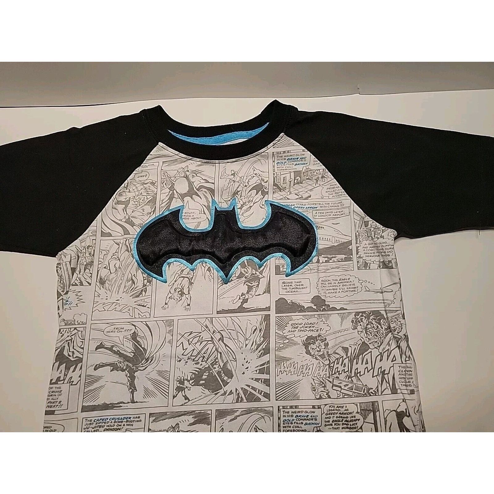 DC Comics DC Comic Batman Embroidered Vintage Youth T Shirt Size 6/7 Size US XXS / EU 40 - 4 Thumbnail