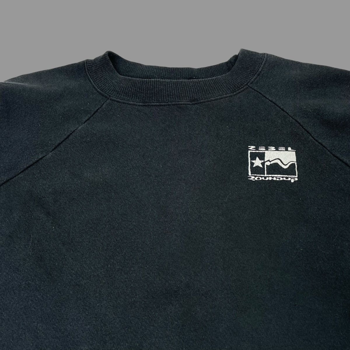 Vintage Vintage 90s rebel round up sweatshirt Size US M / EU 48-50 / 2 - 5 Thumbnail
