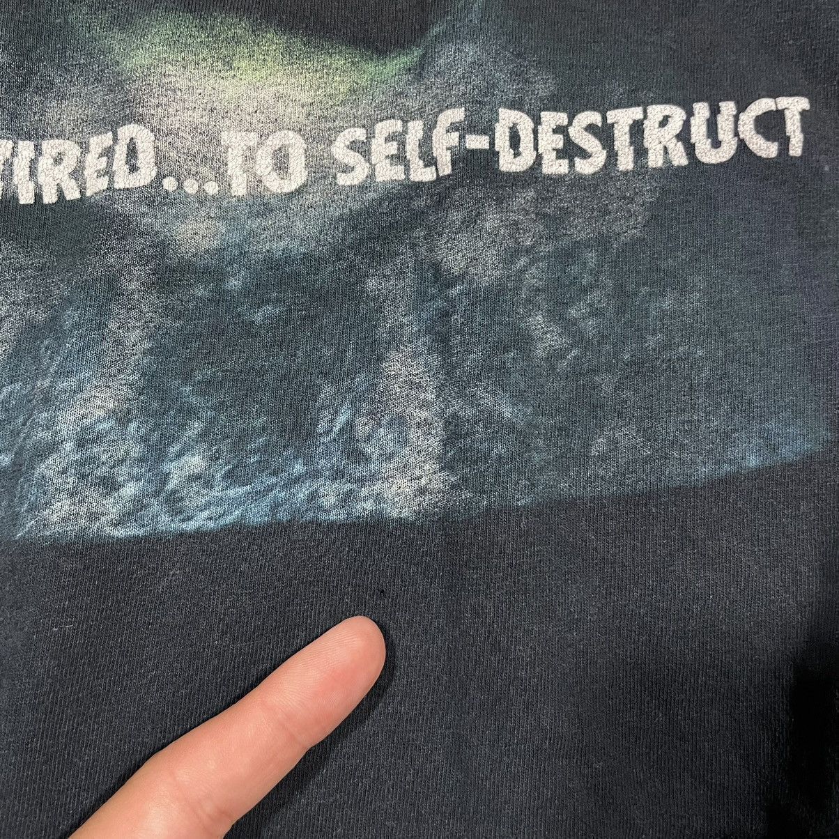 Le Grande Bleu (L.G.B.) METALLICA HARDWIRED TO SELF-DESTRUCT PROMO RARE T SHIRT Size US M / EU 48-50 / 2 - 3 Thumbnail