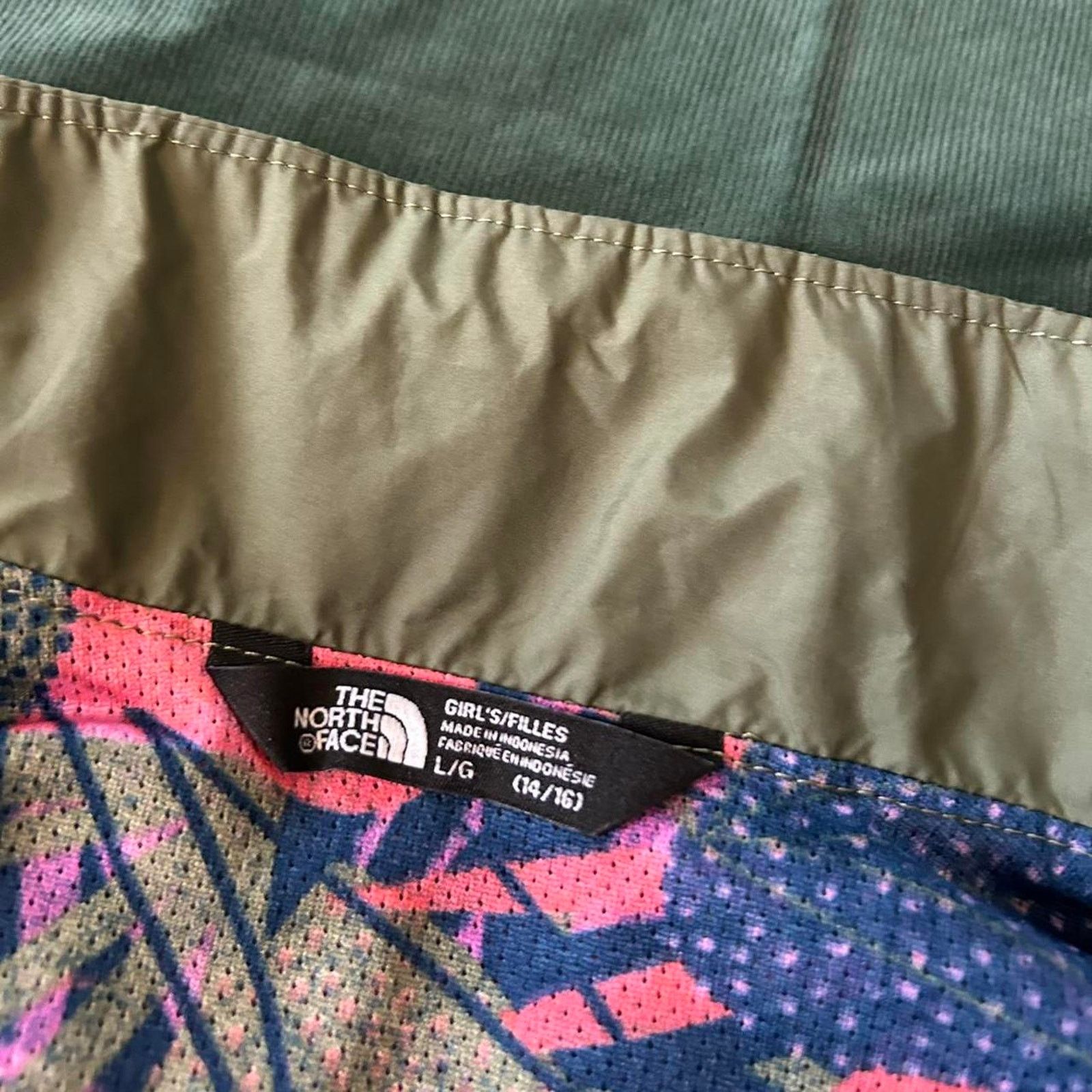 The North Face The north face windbreaker jacket Size S / US 4 / IT 40 - 4 Thumbnail