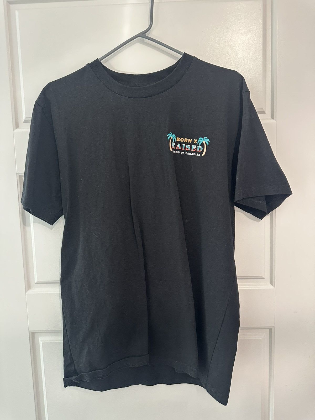 Born X Raised Born X raised birds of paradise size m Size US M / EU 48-50 / 2 - 1 Thumbnail