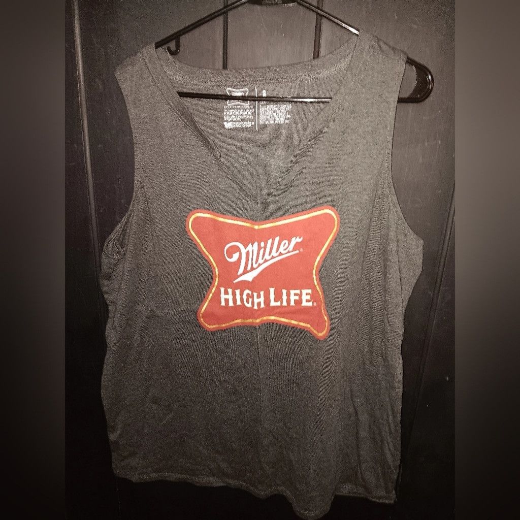 Torrid Torrid, Miller Lite tank top, gray and red, NWOT, Size 2x Size XXL / US 16-18 / IT 52-54 - 1 Thumbnail