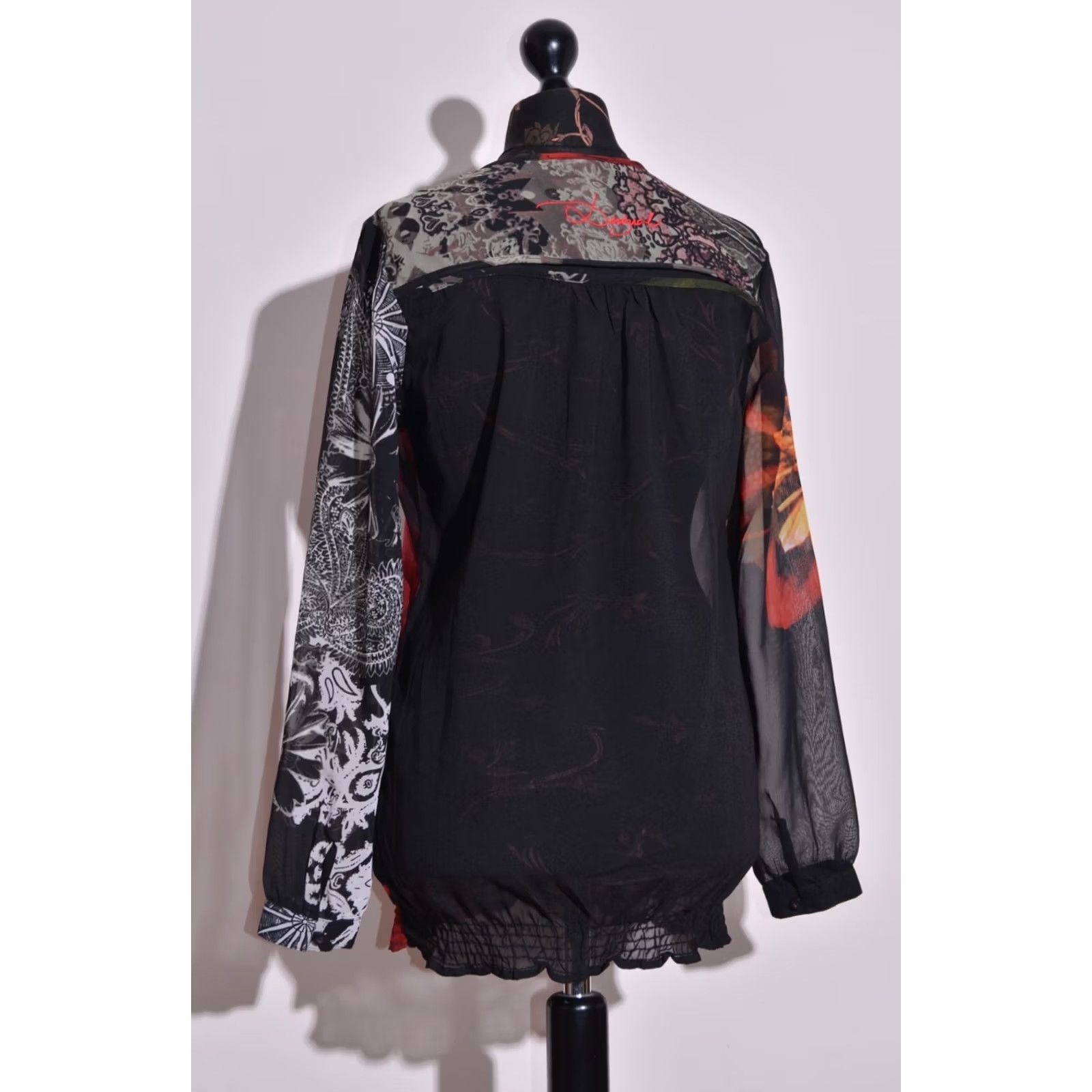 Desigual Desigual Women's Black Sheer Blouse Top Long Sleeve Flower Print Size L Size L / US 10 / IT 46 - 7 Thumbnail