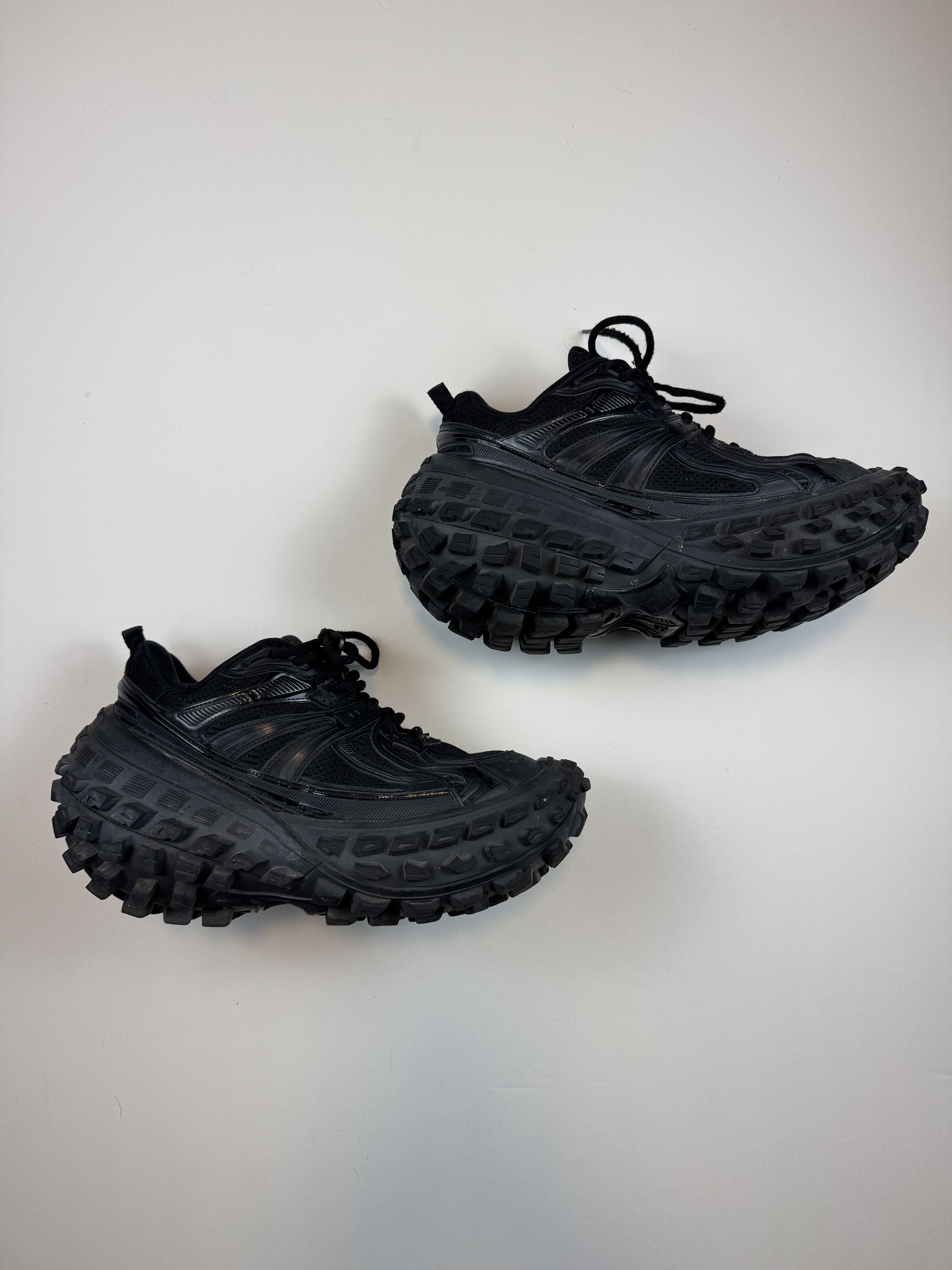 Balenciaga Balenciaga Defender Size US 10 / EU 43 - 1 Thumbnail