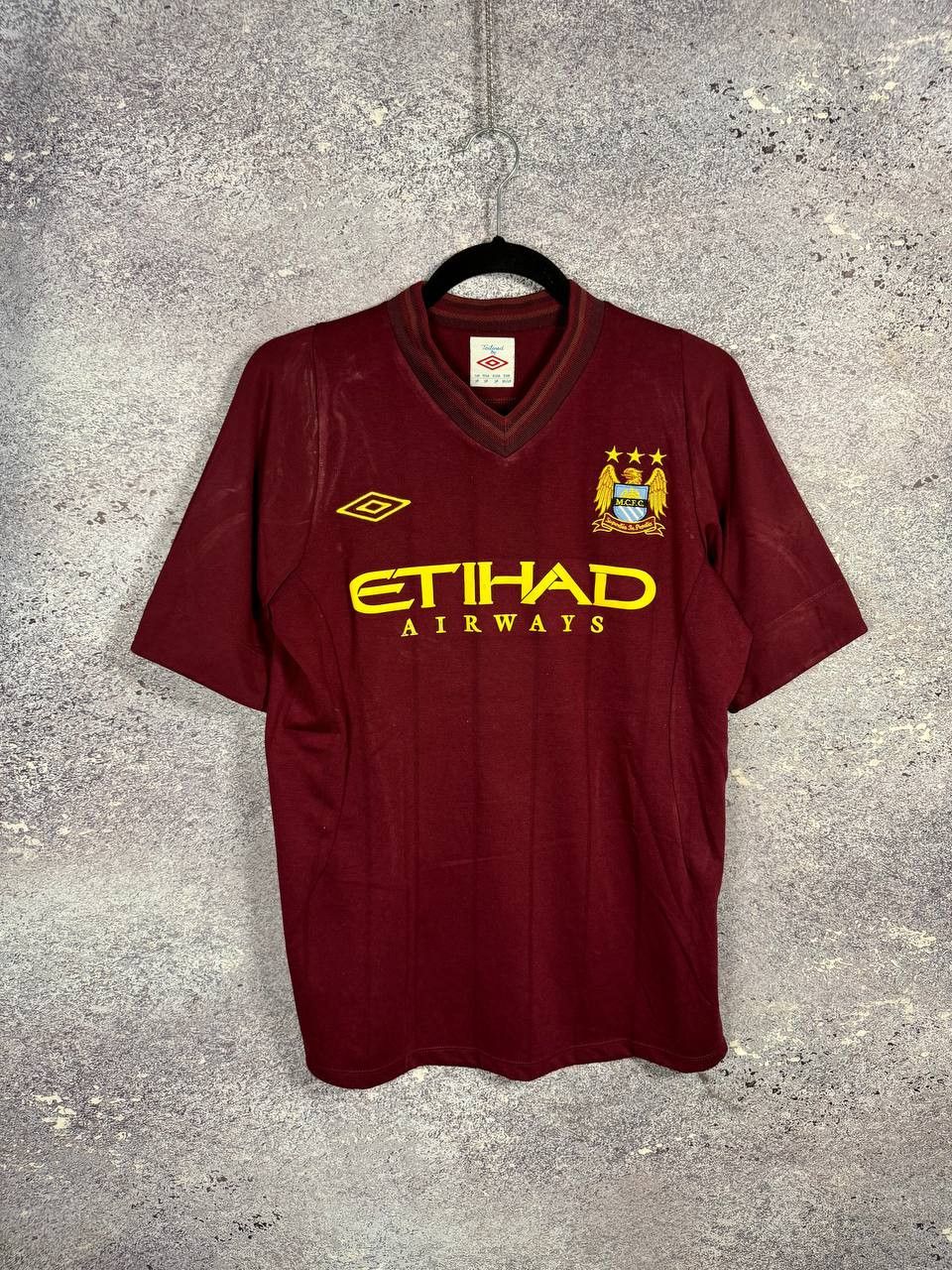 Vintage Vintage Manchester City 2012/13 Umbro Soccer Jersey Size US S / EU 44-46 / 1 - 1 Thumbnail