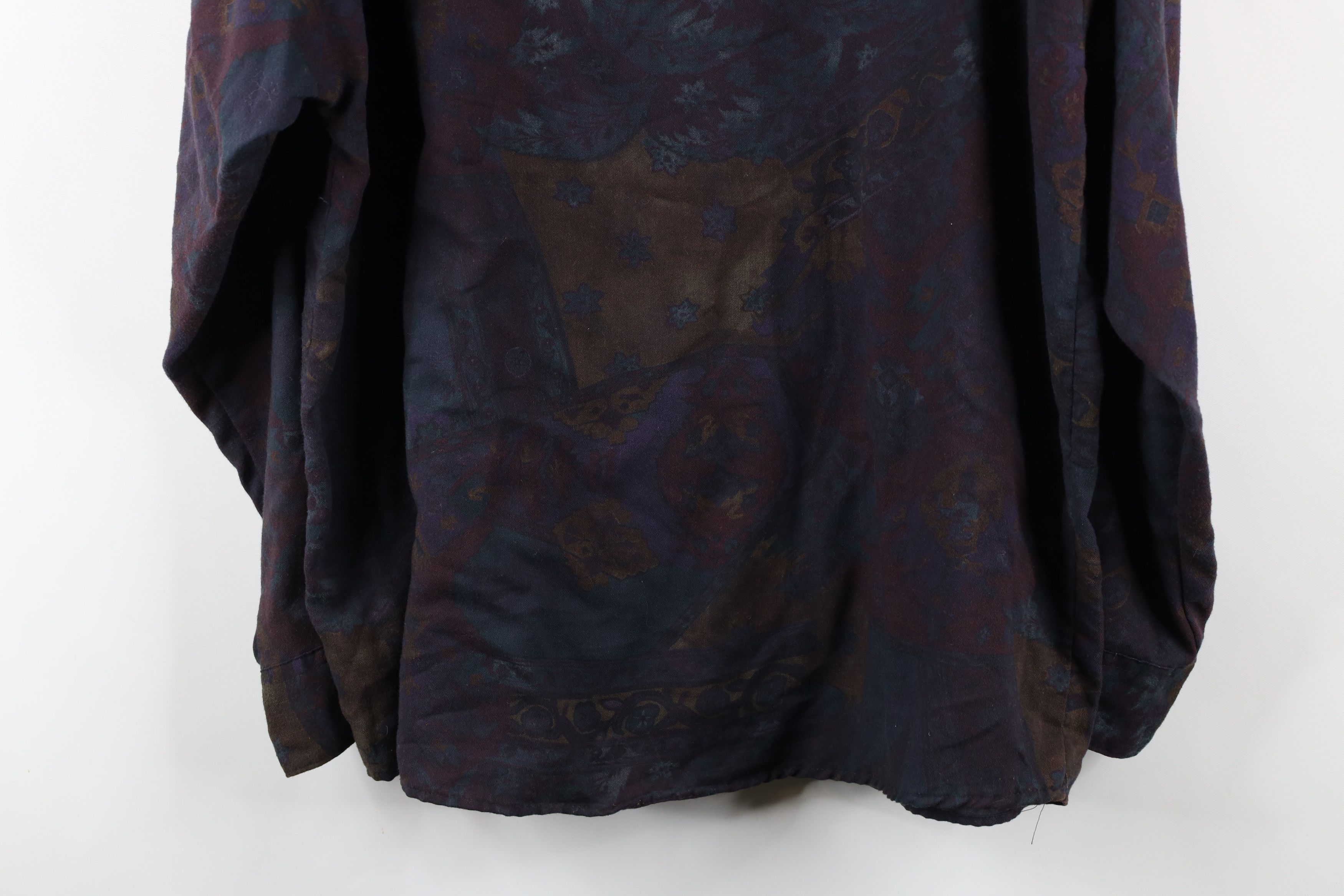 Vintage Vintage 90s Streetwear Paisley Flower Rayon Button Shirt Size US L / EU 52-54 / 3 - 11 Thumbnail