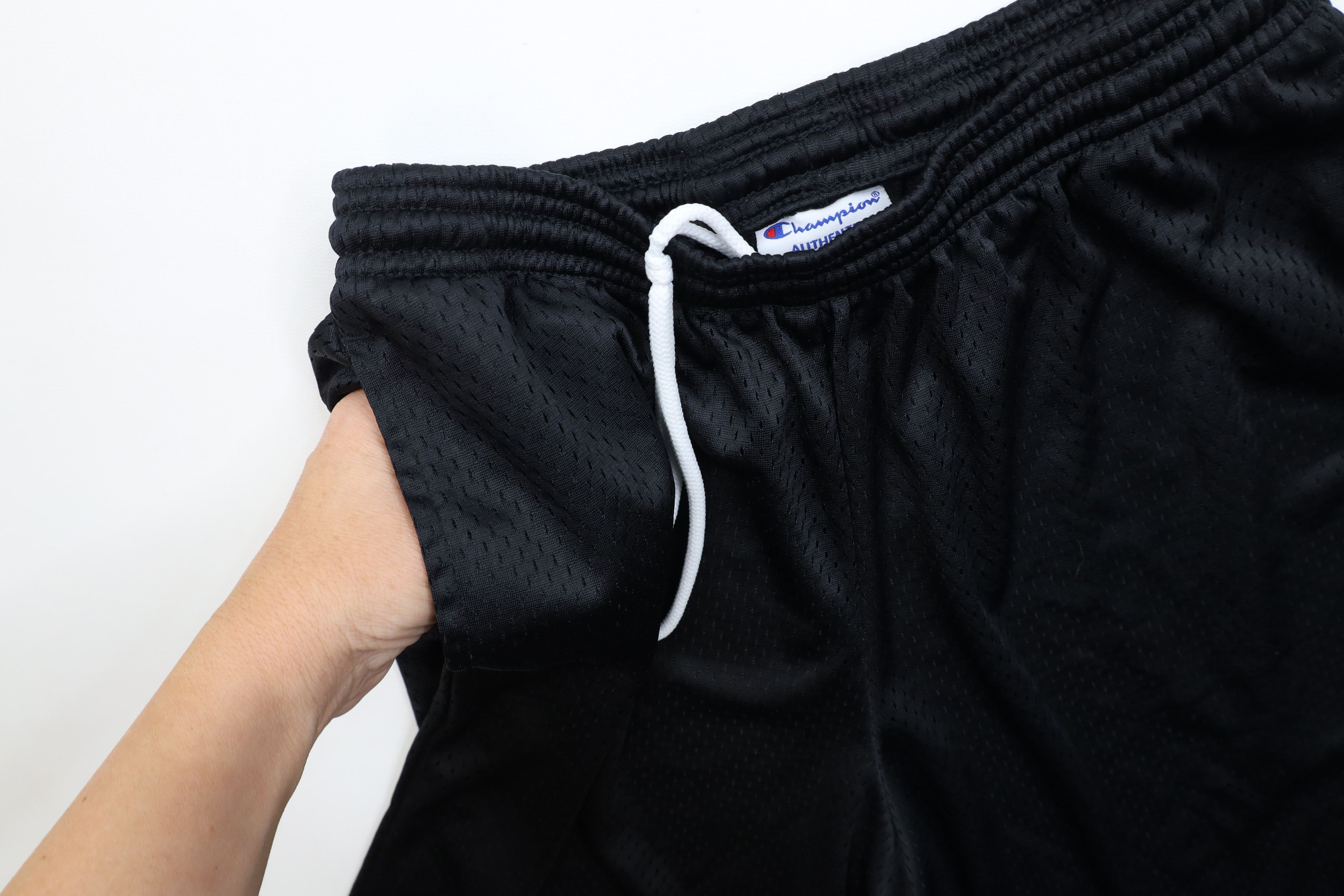 Champion Vintage Champion Logo Mesh Above Knee Shorts Black Polyester Size US 30 / EU 46 - 6 Thumbnail