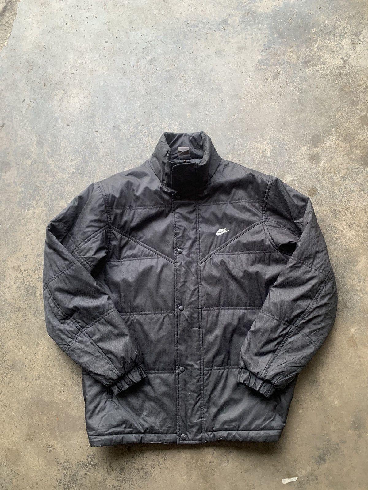 Nike 👹Nike Small Swoosh Light Puffer Jacket Size US M / EU 48-50 / 2 - 2 Thumbnail