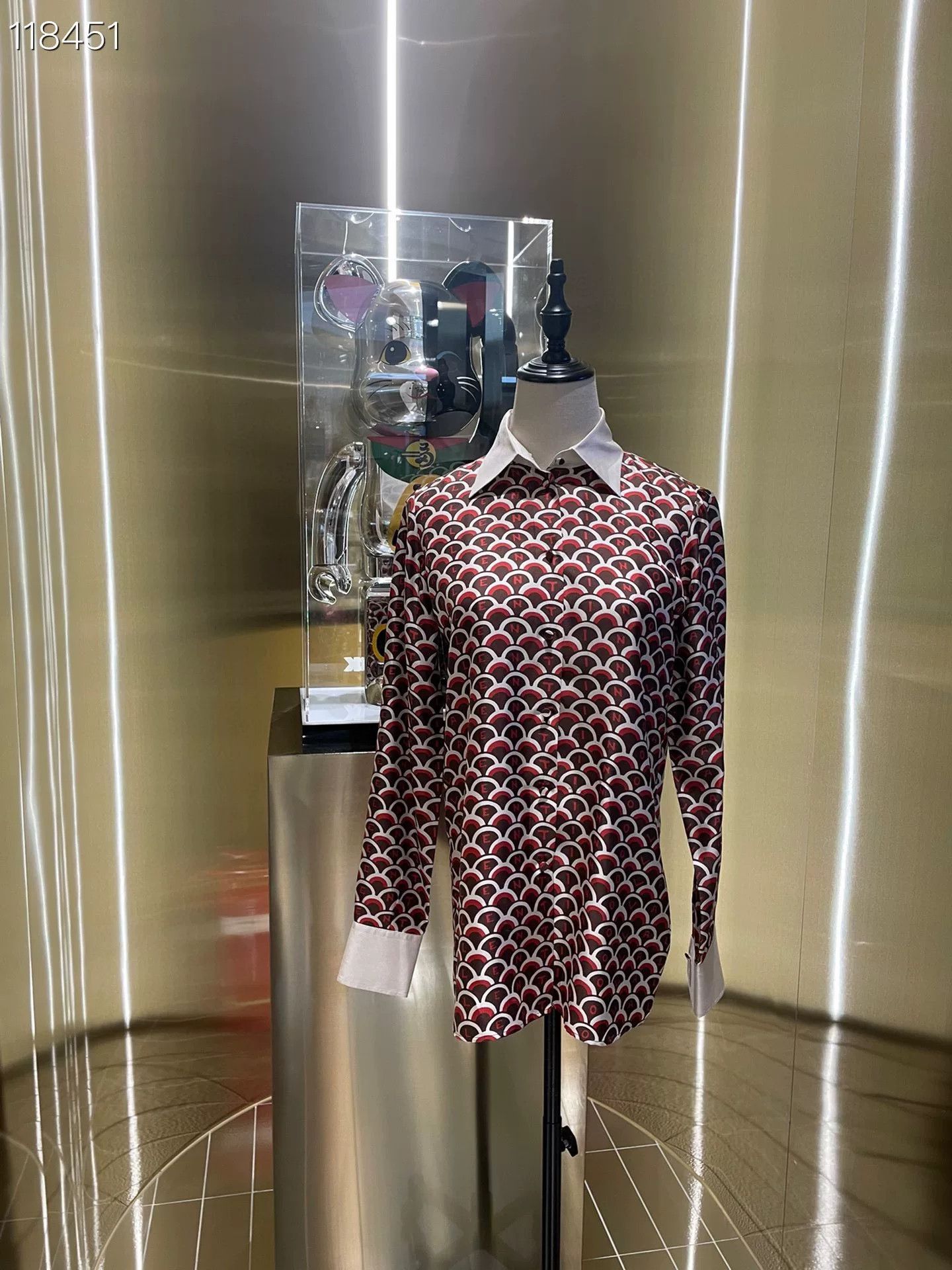 Valentino Valentino Main Line Silk Shirt 078274 v513 Size US XXS / EU 40 - 1 Thumbnail