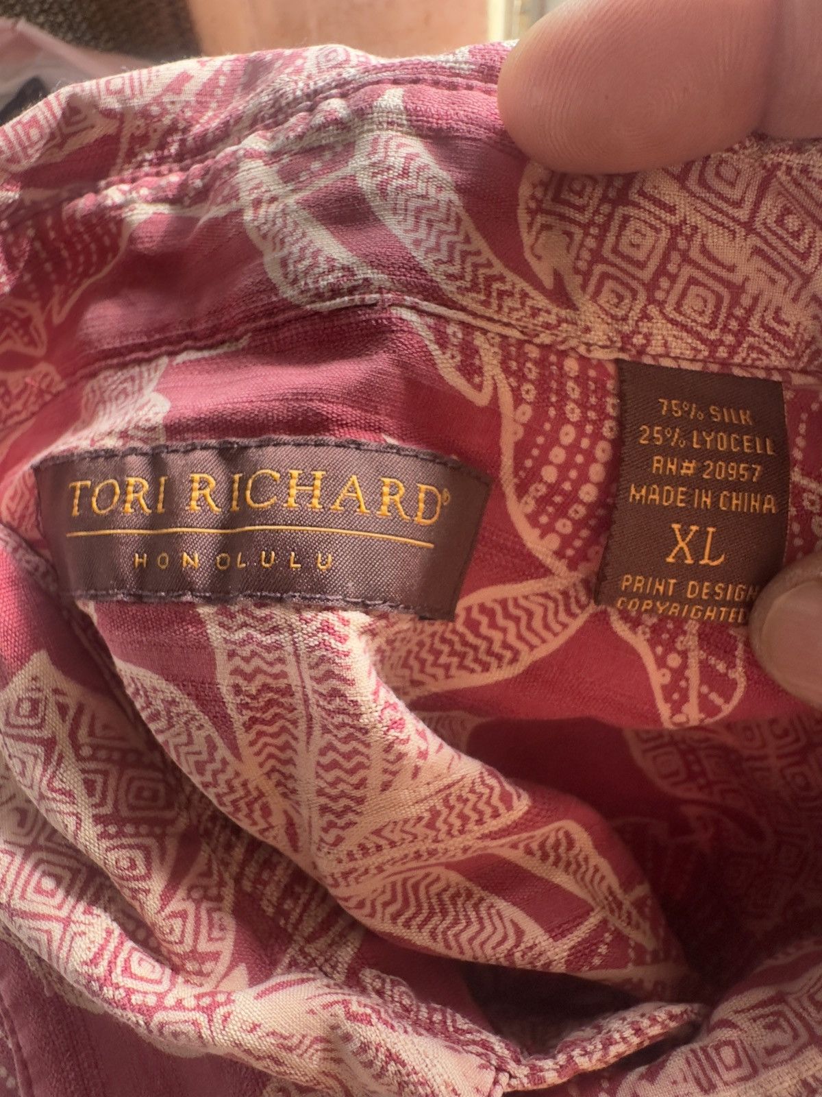 Tori Richard PreOwned Tori Richard Hawaiian Print RedMen's XL Size US XL / EU 56 / 4 - 4 Thumbnail