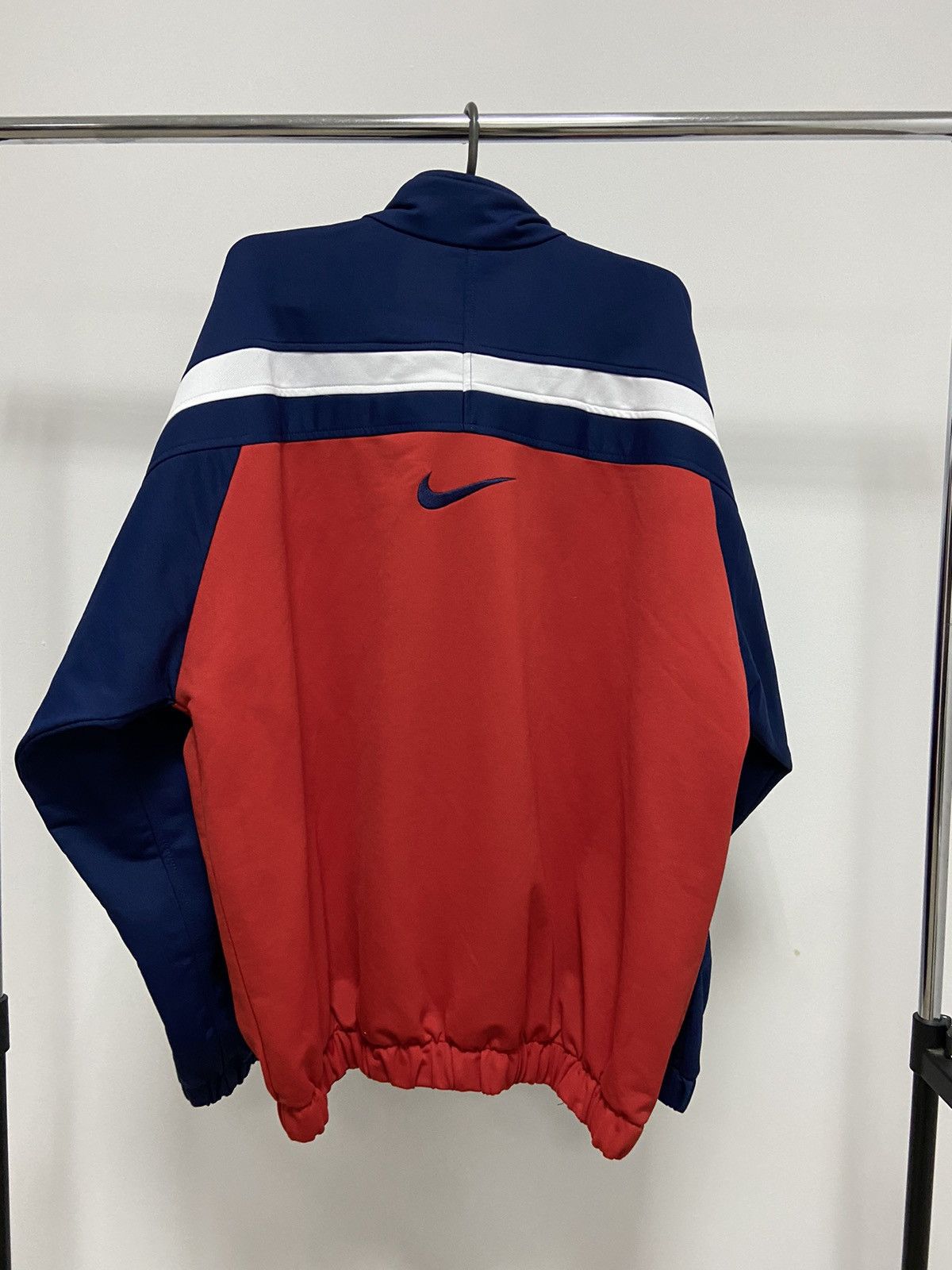 Nike × Vintage Nike Vintage Jacket Windbreaker Small Swoosh Logo 90s Nylon Size US L / EU 52-54 / 3 - 4 Thumbnail