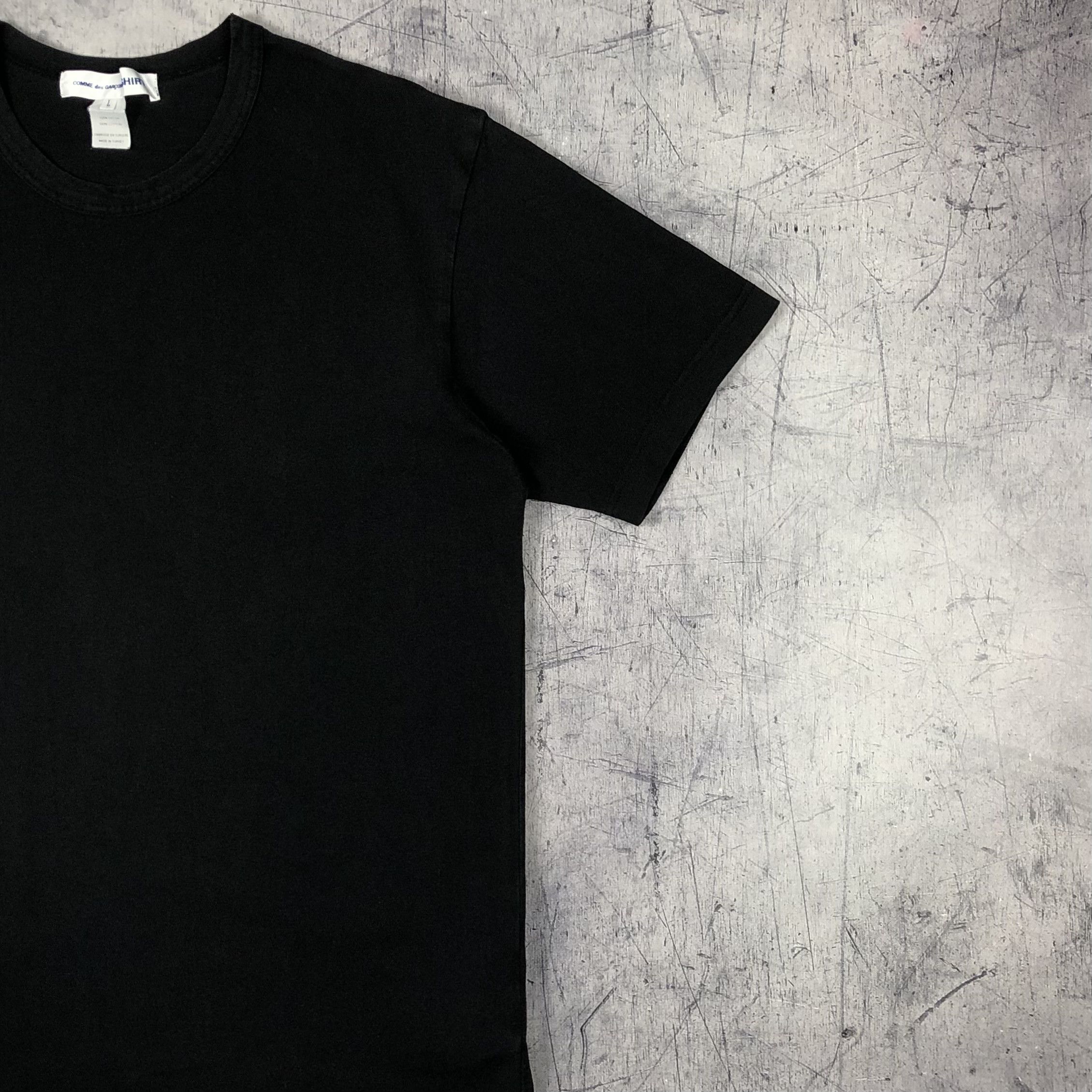Comme des Garcons Comme des Garsons Shirt Basic Tee Size US L / EU 52-54 / 3 - 5 Thumbnail
