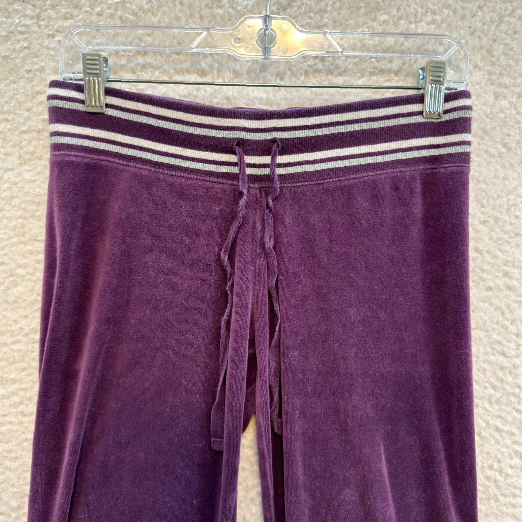 Victoria's Secret VINTAGE Victoria's Secret Tracksuit Y2K Velour Set M Medium Petite Short Purple Hoodie Jacket Pants Womens Size 32" / US 10 / IT 46 - 4 Thumbnail