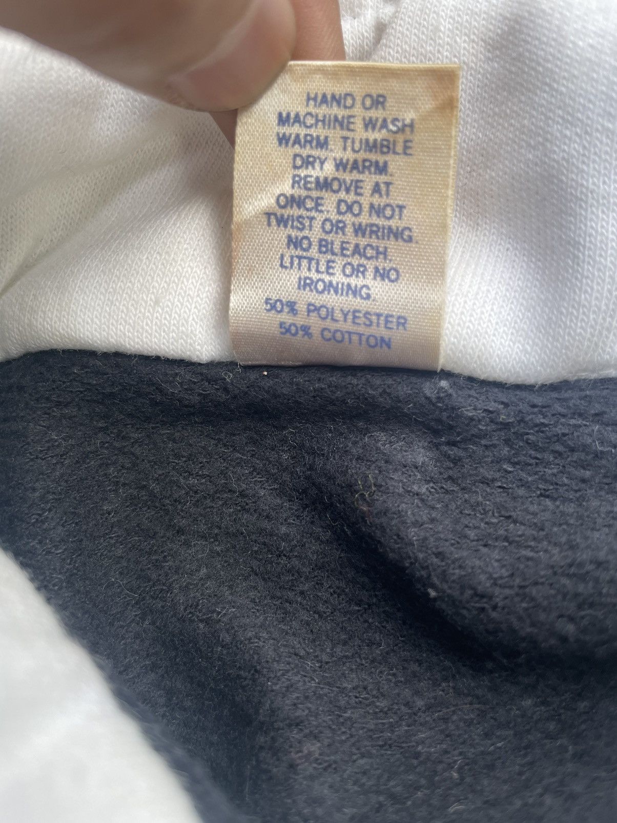 Vintage Vintage Property of Alcatraz Crewneck Size US M / EU 48-50 / 2 - 9 Thumbnail