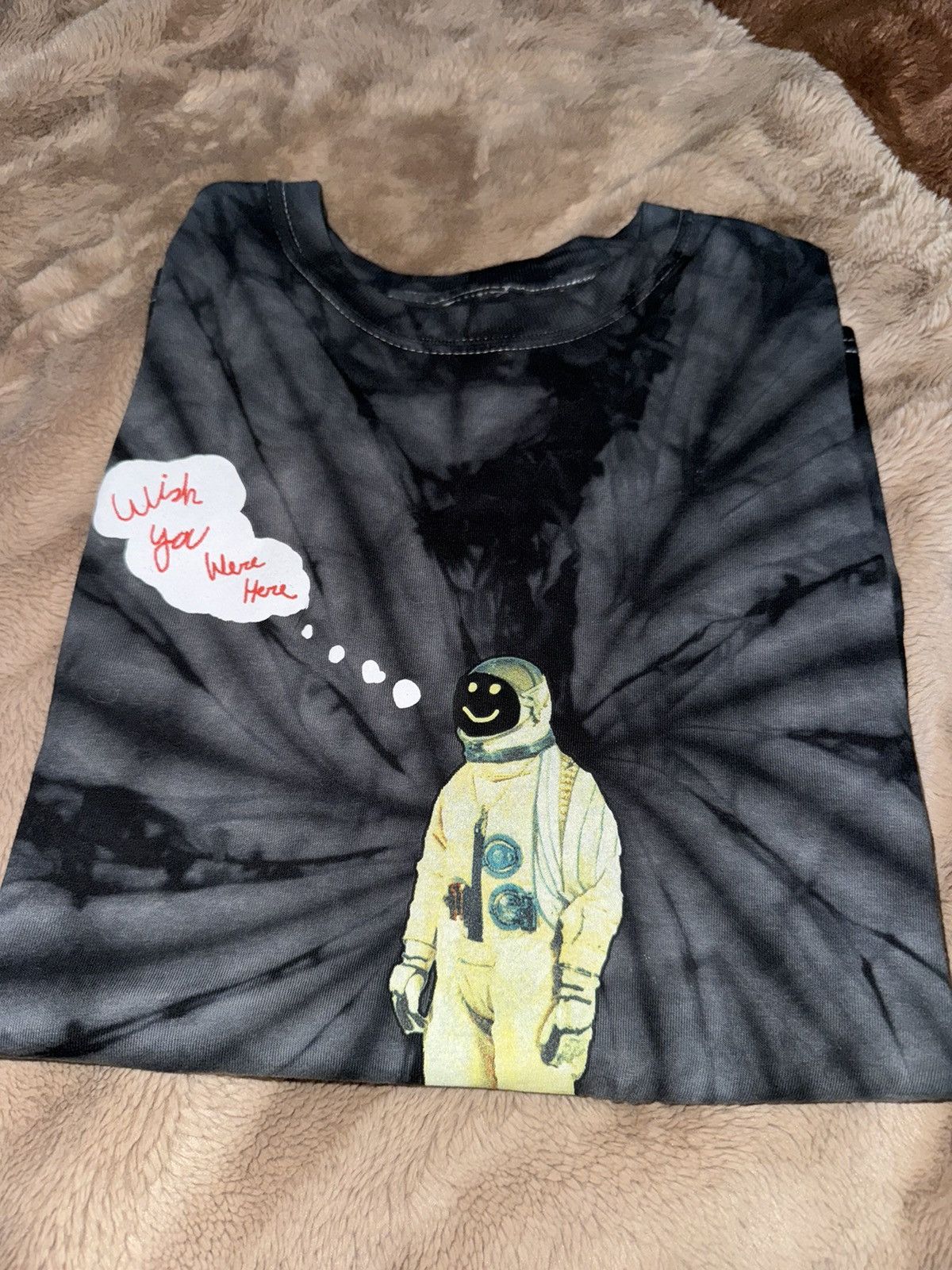 Travis Scott New ASTROWORLD Merch tee MEDIUM Size US M / EU 48-50 / 2 - 2 Thumbnail