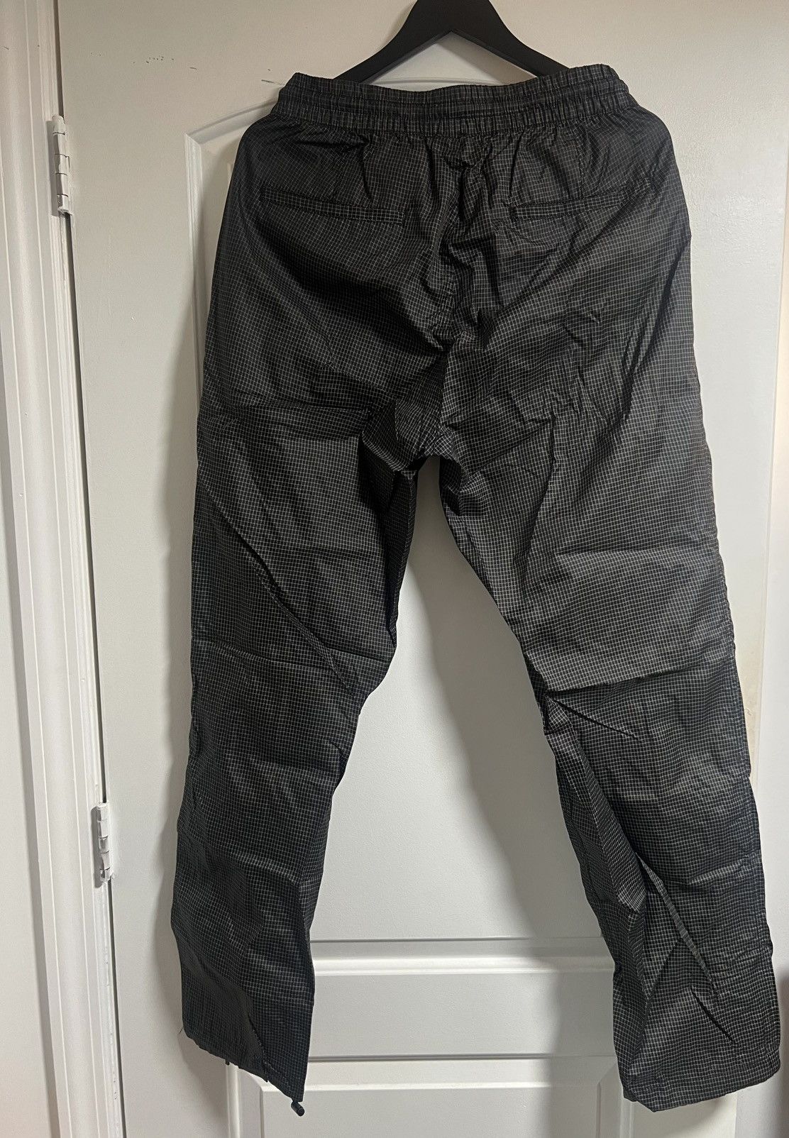 Pleasures Pleasures BRICK TECH ripstop NYLON TRACKPANT black Size US 32 / EU 48 - 5 Thumbnail