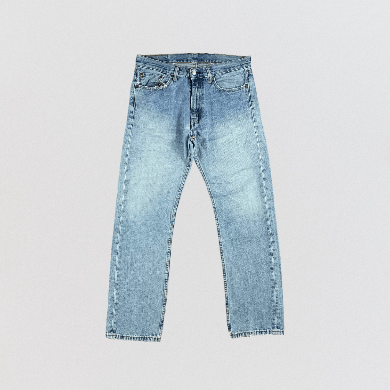 Levi's × Vintage Vintage Light Wash Levis 505 Jeans-JM2564 Size US 35 - 1 Thumbnail