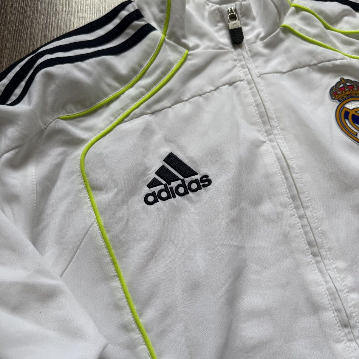 Adidas Vintage Adidas Real Madrid Jacket Size US S / EU 44-46 / 1 - 4 Thumbnail