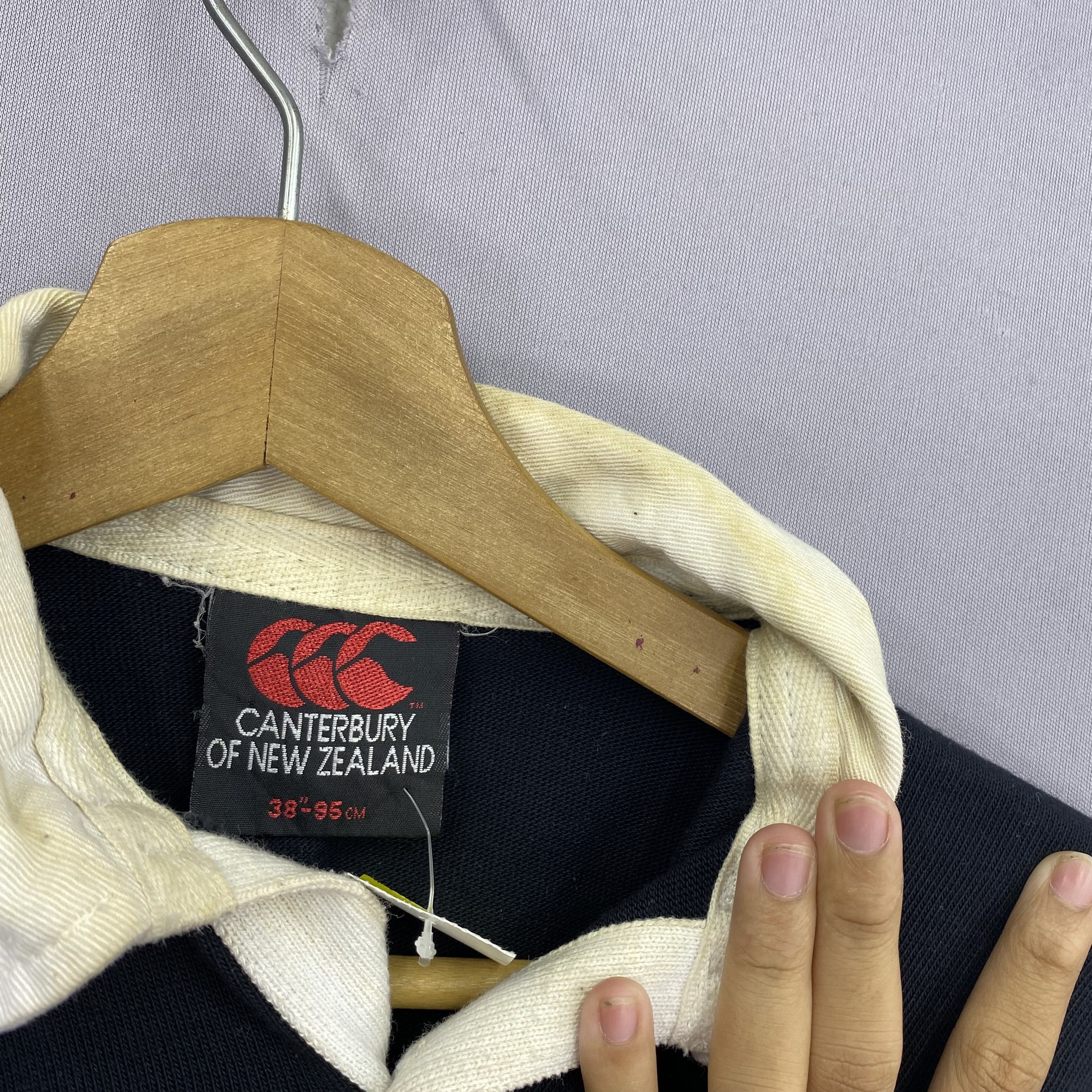Canterbury of New Zealand Vintage Canterbury New Zealand Rugby Team All Blacks T-Shirt Size US M / EU 48-50 / 2 - 9 Thumbnail