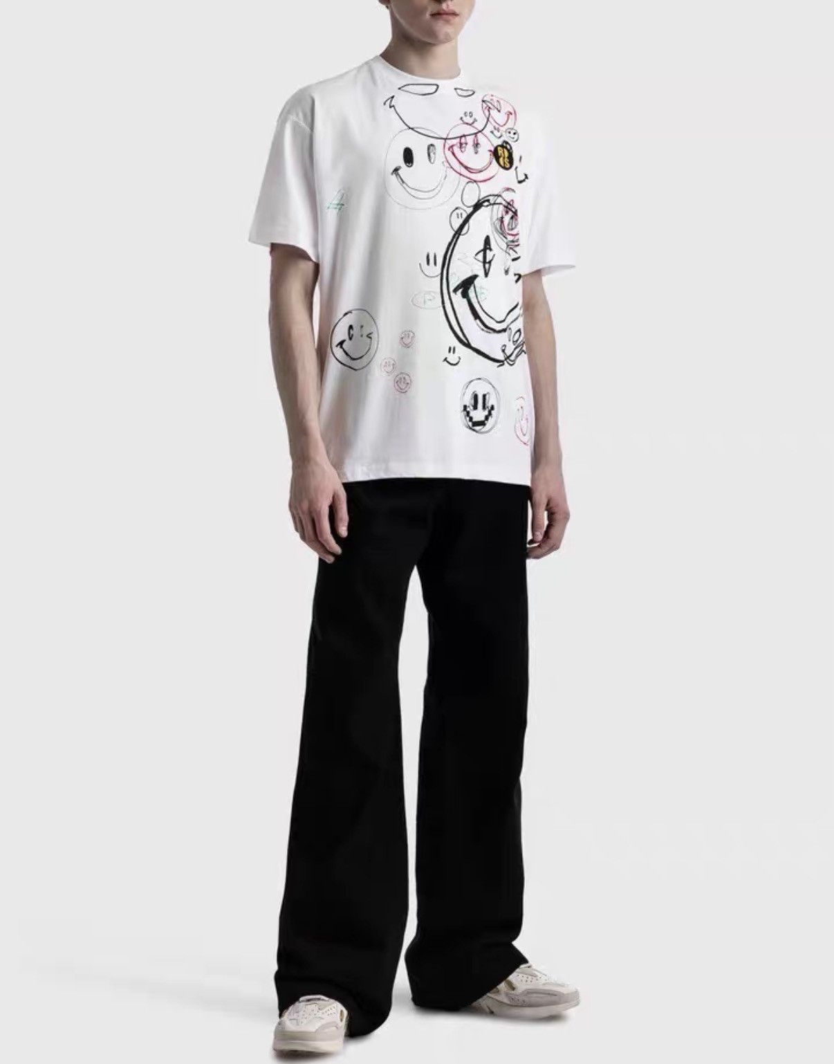 Raf Simons Smiley x Raf Simons Smile Graffiti T-Shirt J31 Size US S / EU 44-46 / 1 - 6 Thumbnail