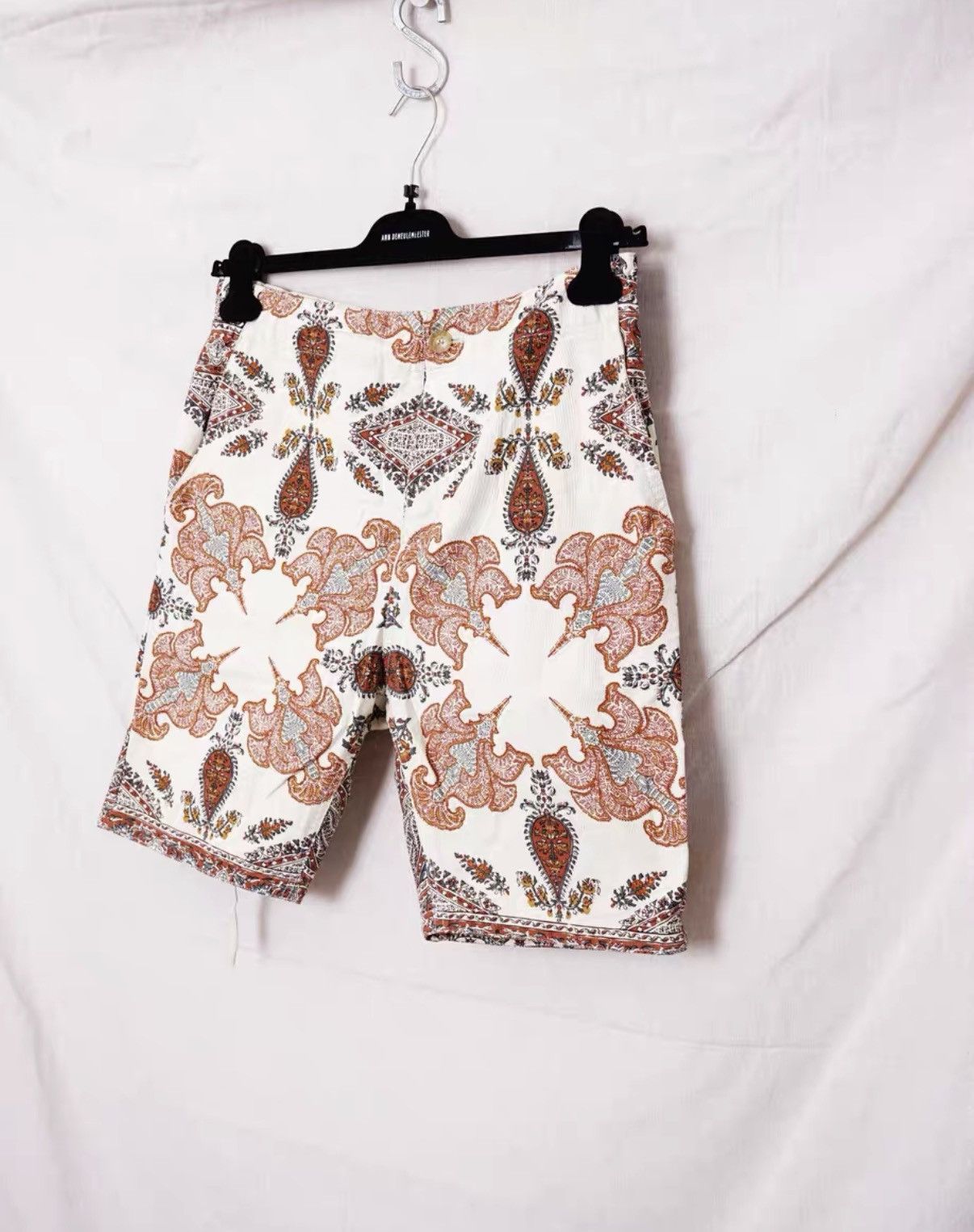 Iroquois Japan Iroquois Ethnic Style Linen-Cotton Blend Shorts Size US 32 / EU 48 - 2 Thumbnail
