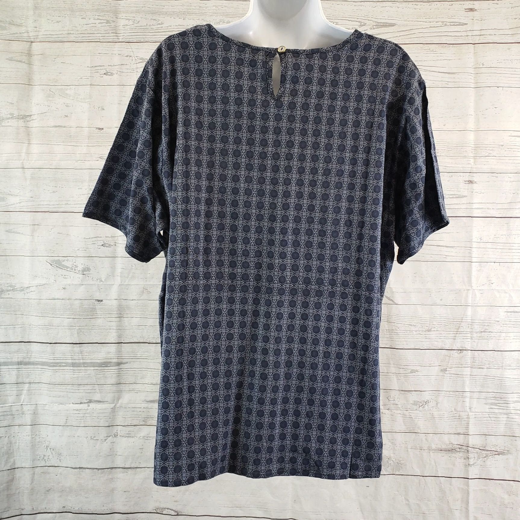 Cotton Traders Cotton Traders Womens Top Blue Short Sleeve Geometric Pocket Detail 16 20 US 16 T-Shirt Viscose Shirt Womens Size XXL / US 16-18 / IT 52-54 - 4 Thumbnail