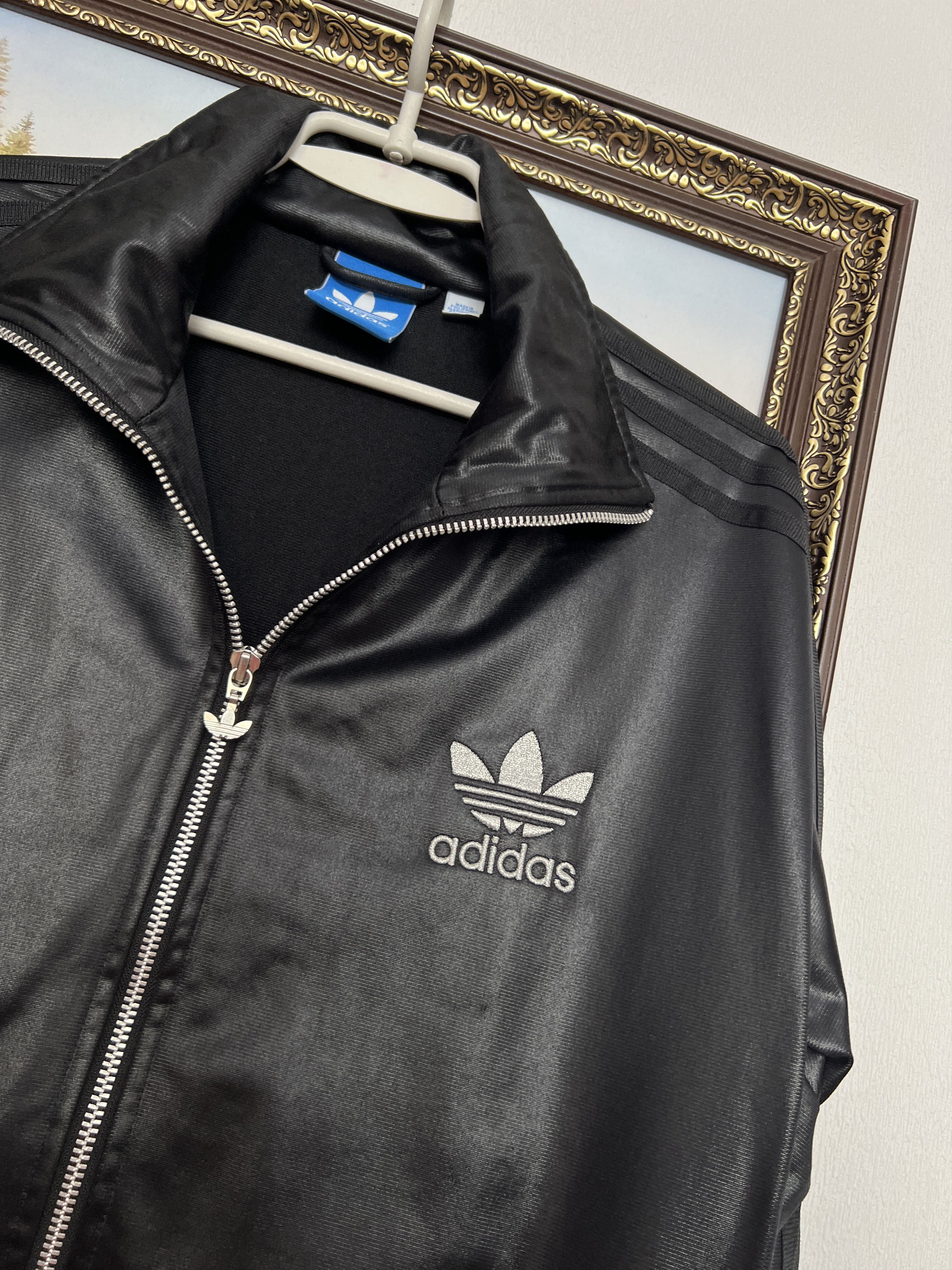 Adidas Vintage Adidas Originals Chile 62 Jacket Black Track Top Size US M / EU 48-50 / 2 - 3 Thumbnail