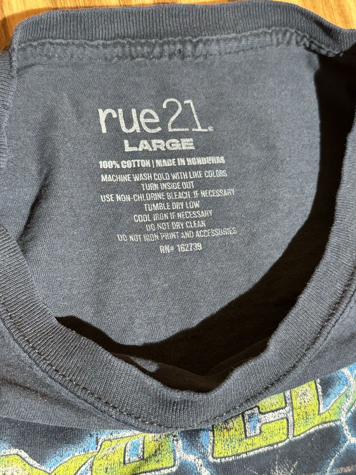 rue21 Rue21 Tokyo Classic Auto Show Men's Car Graphic T-Shirt Size US L / EU 52-54 / 3 - 5 Thumbnail