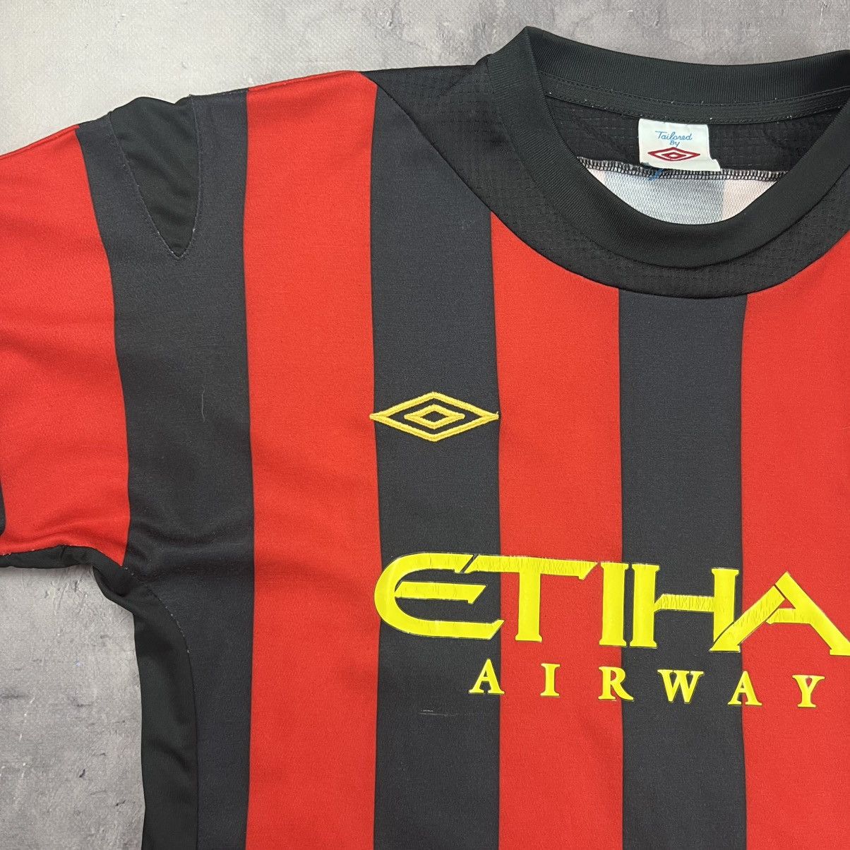 Umbro Rare! Carlos Tevez 32 Umbro Manchester City 00s Jersey Size US M / EU 48-50 / 2 - 15 Thumbnail