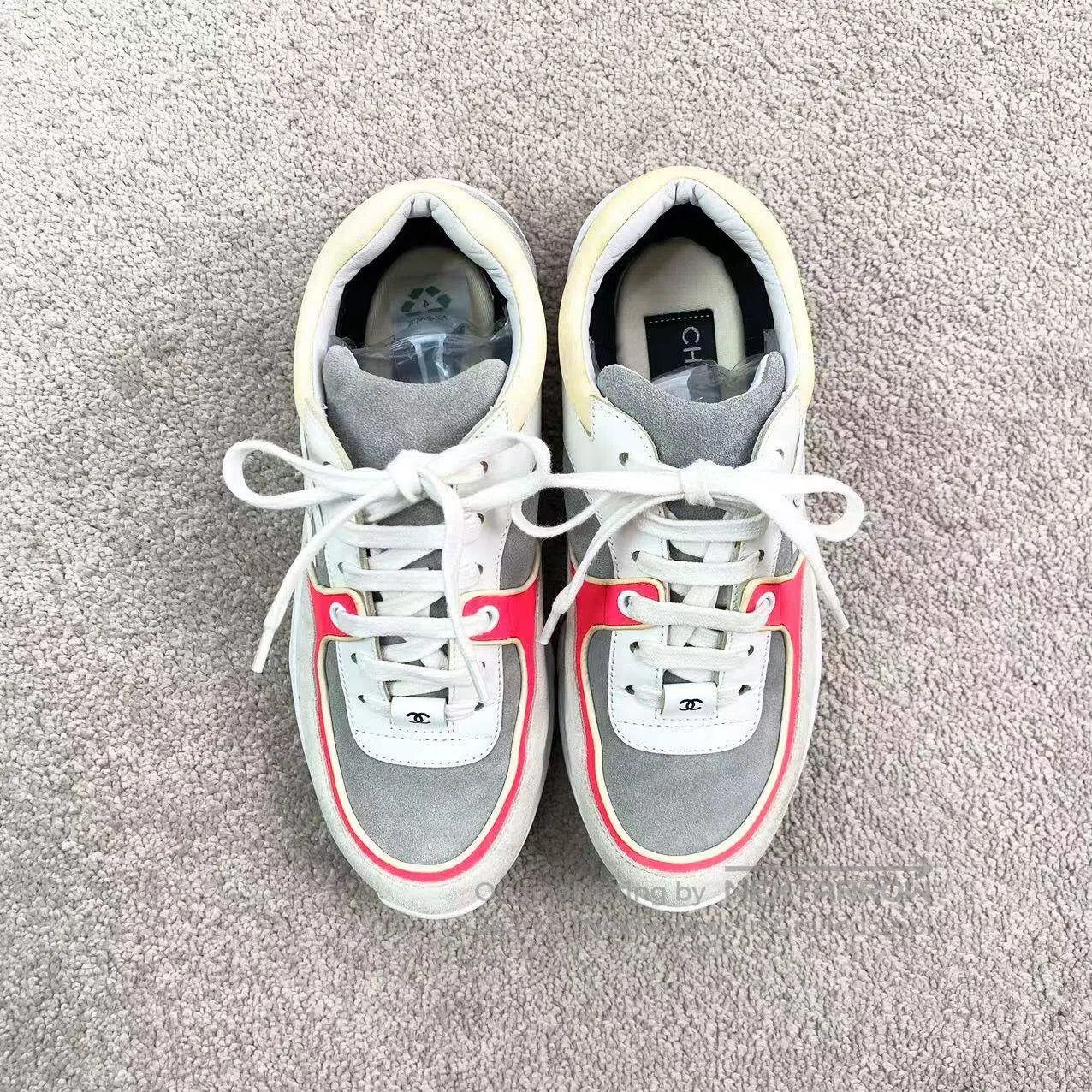 Chanel Chanel White powder sneakers| Size US 6 / IT 36 - 3 Thumbnail
